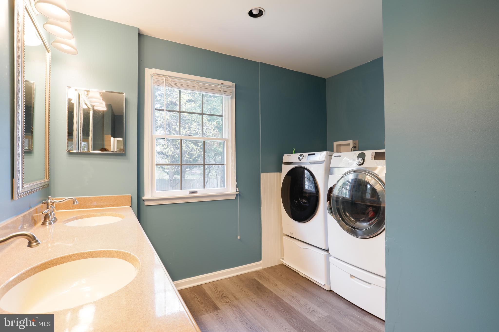 GLENWOOD GARTH - Residential