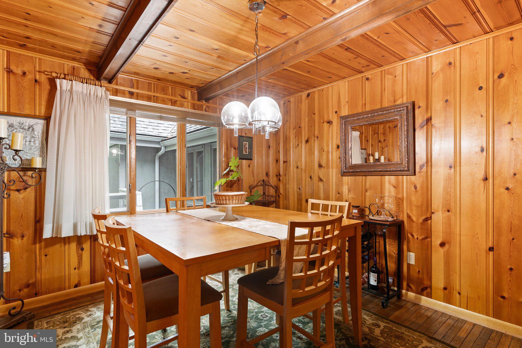 39 OAK FOREST LANE