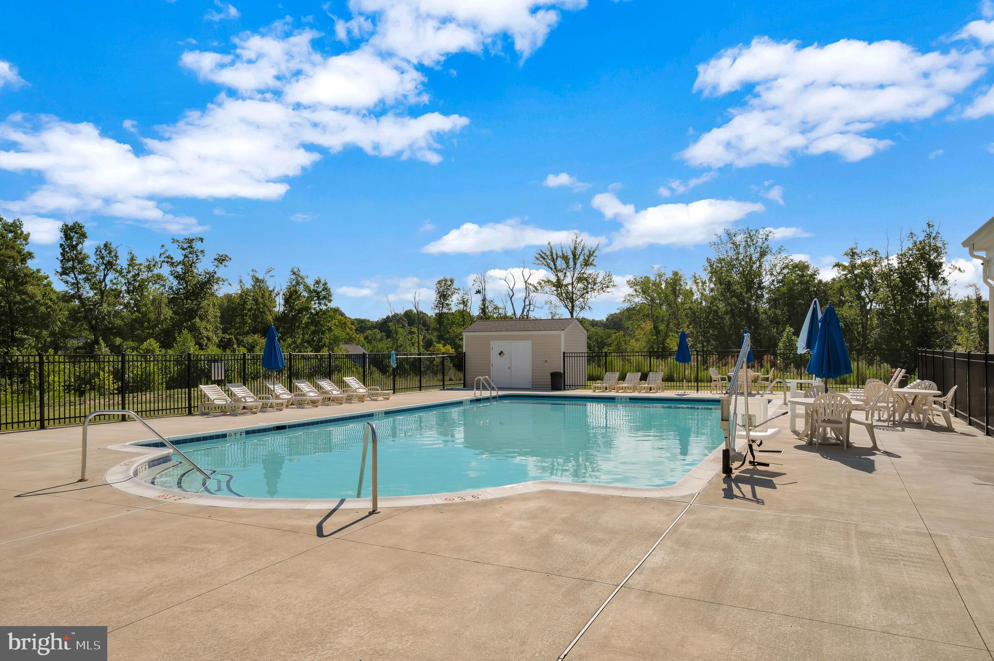 THE VILLAGE AT COURTHOUSE COMMONS - Residential