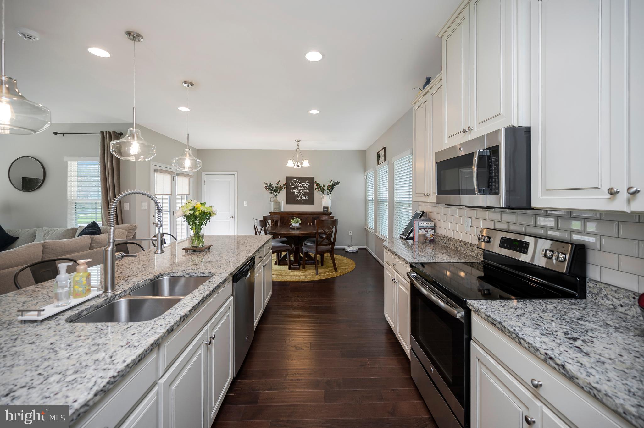 THE VILLAGE AT COURTHOUSE COMMONS - Residential