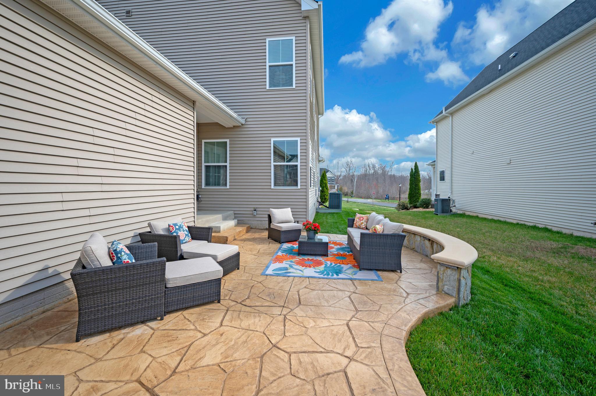 THE VILLAGE AT COURTHOUSE COMMONS - Residential