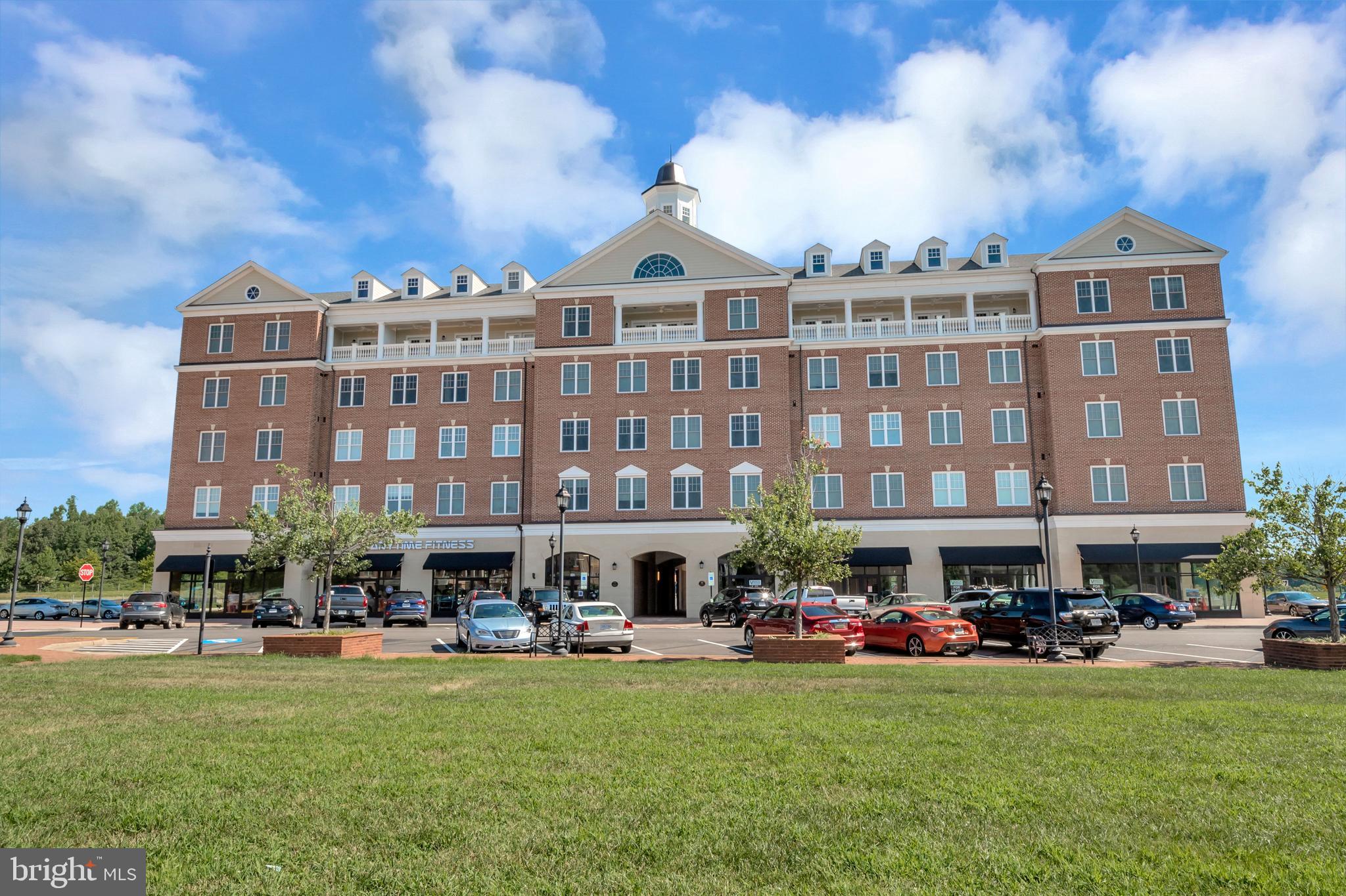 THE VILLAGE AT COURTHOUSE COMMONS - Residential