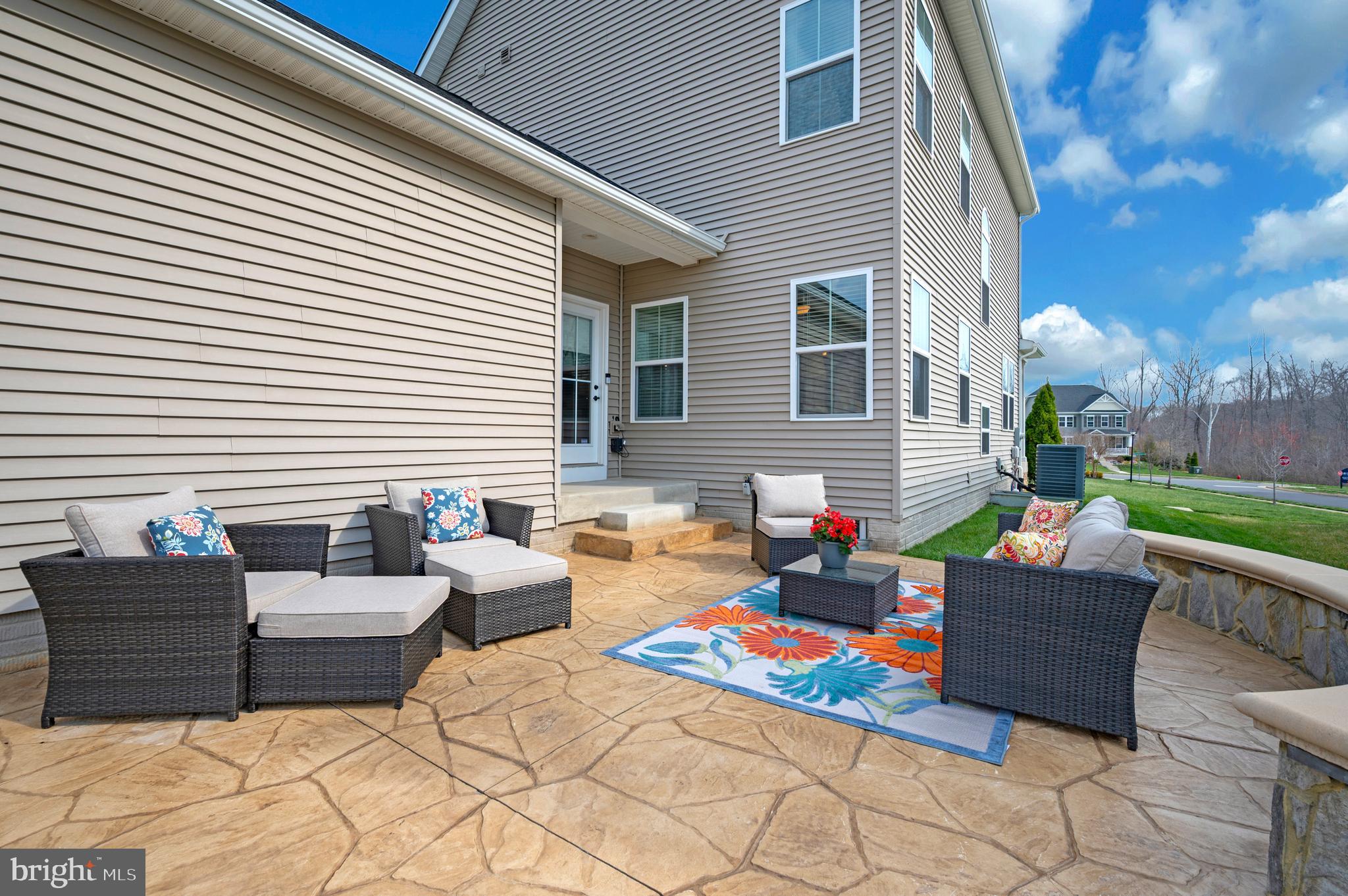 THE VILLAGE AT COURTHOUSE COMMONS - Residential