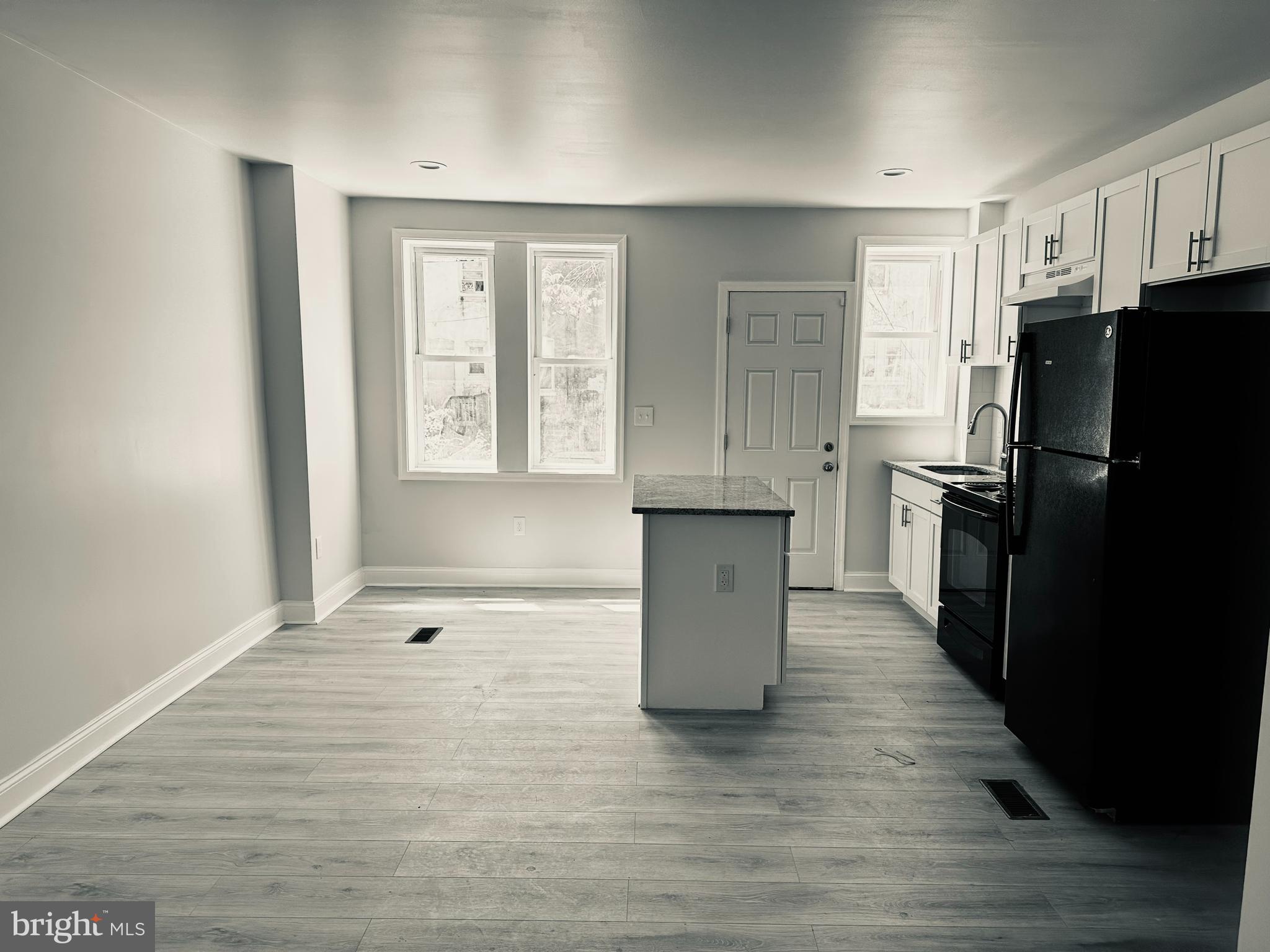 ROSEMONT - Residential Lease