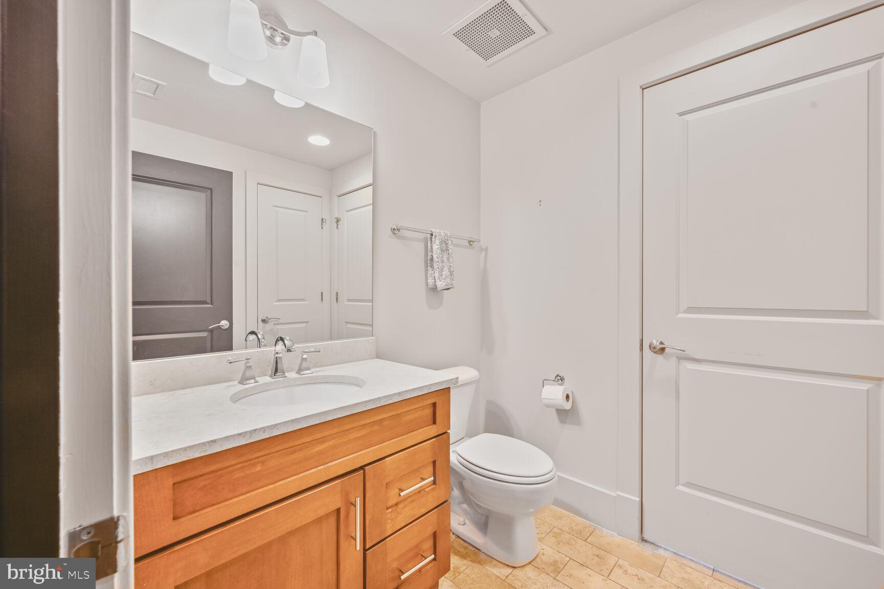 THE WOOSTER AND MERCER LOFTS - Residential Lease