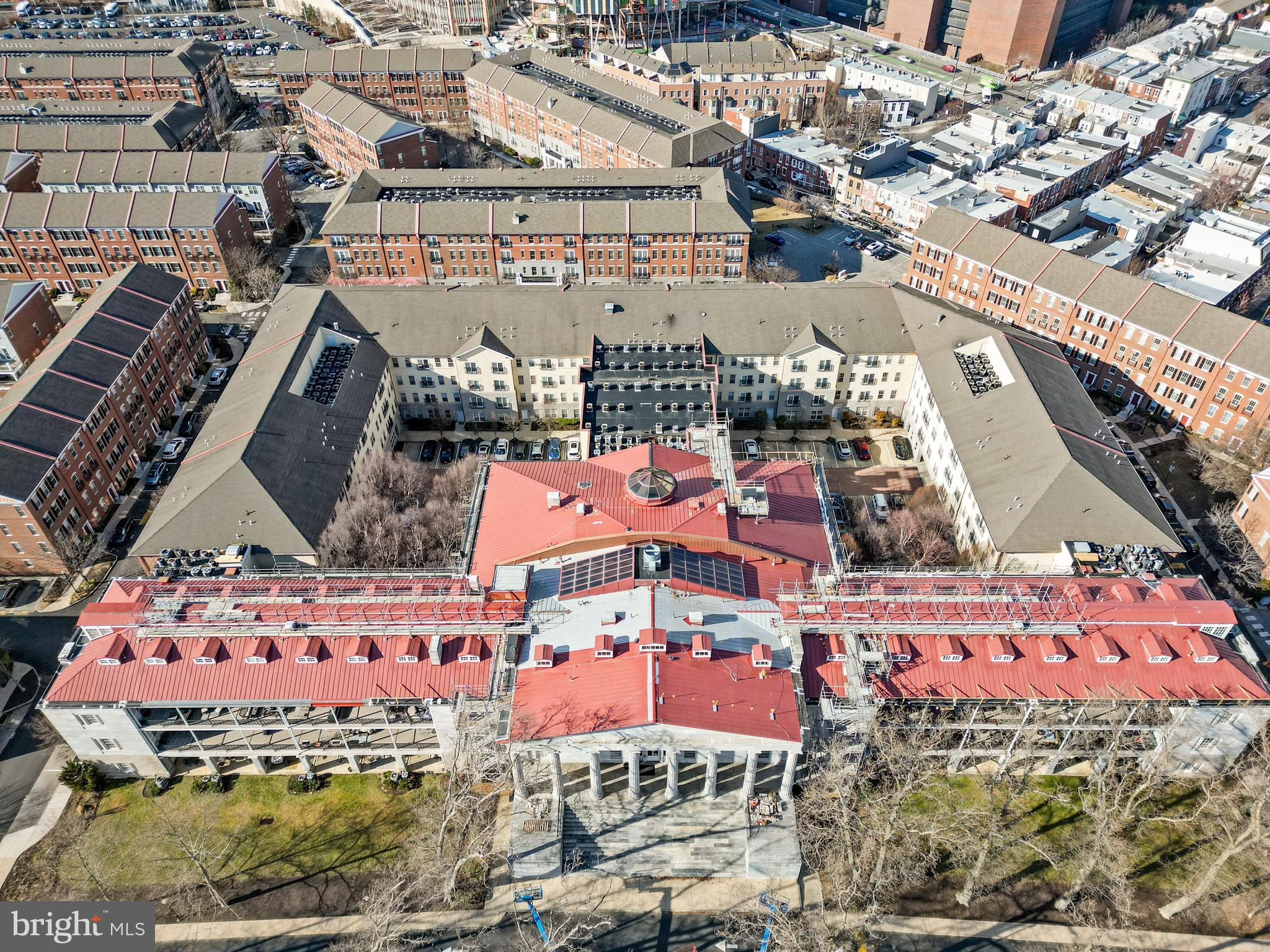 NAVAL SQUARE - Residential