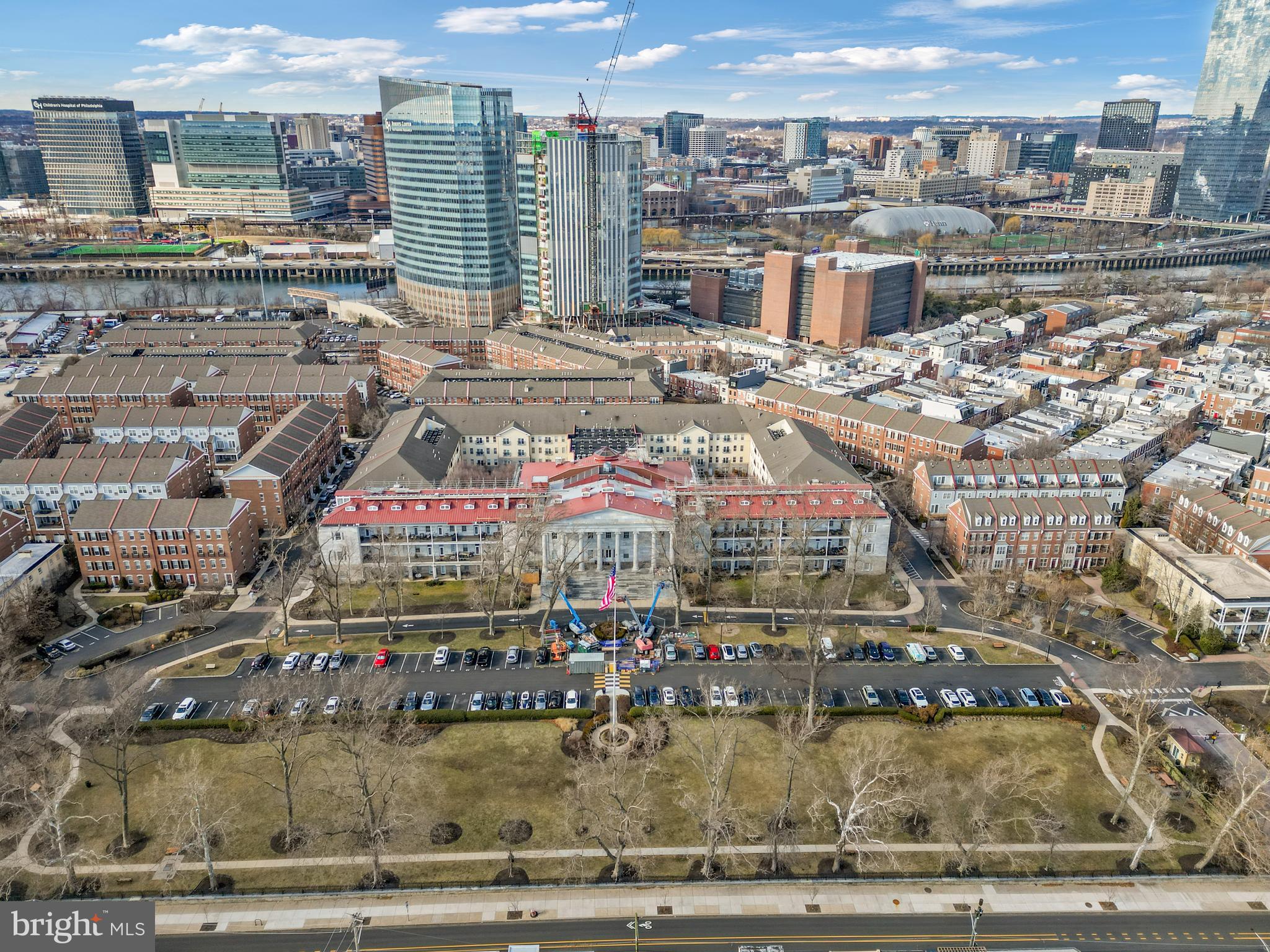 NAVAL SQUARE - Residential