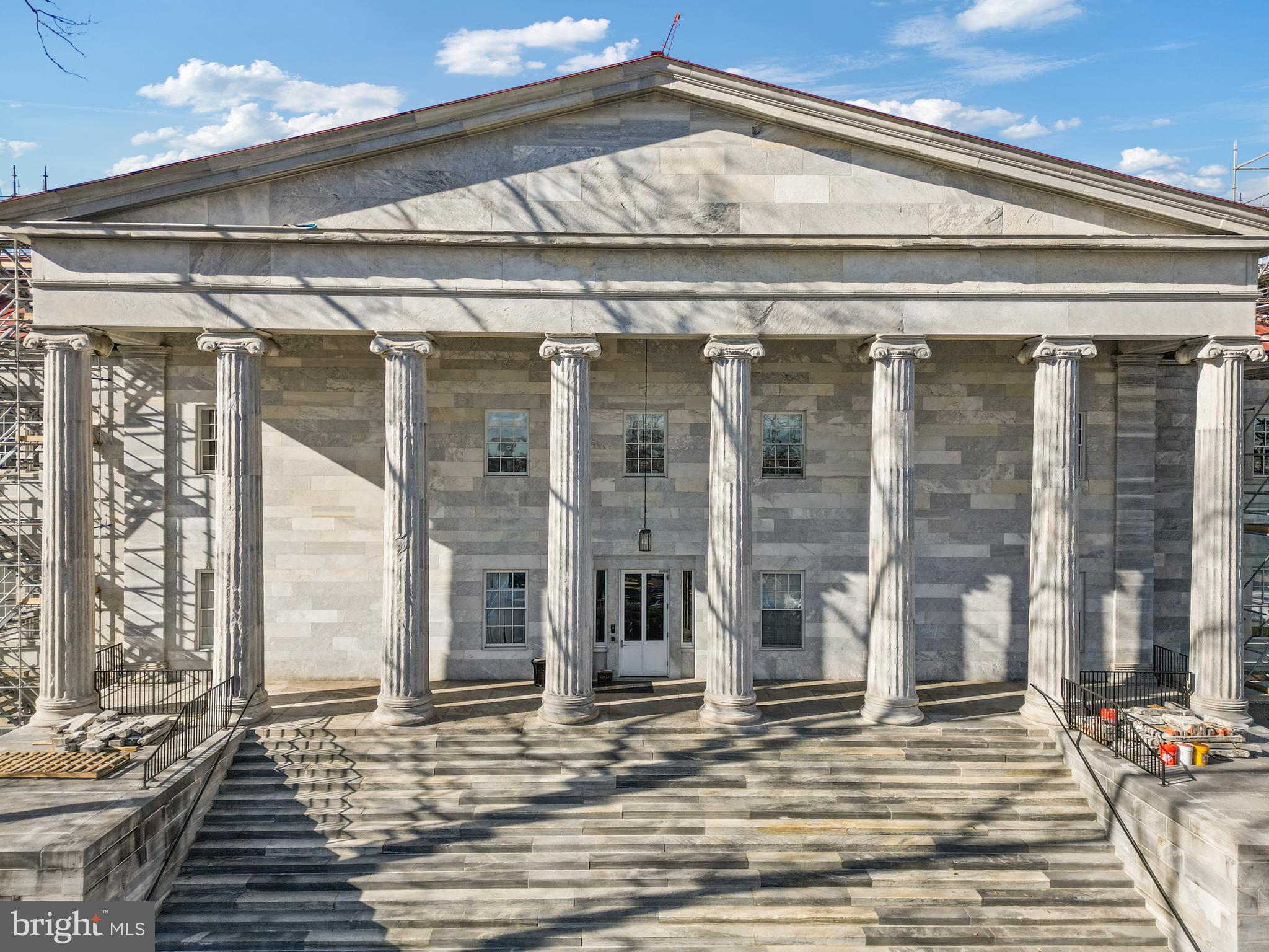 NAVAL SQUARE - Residential