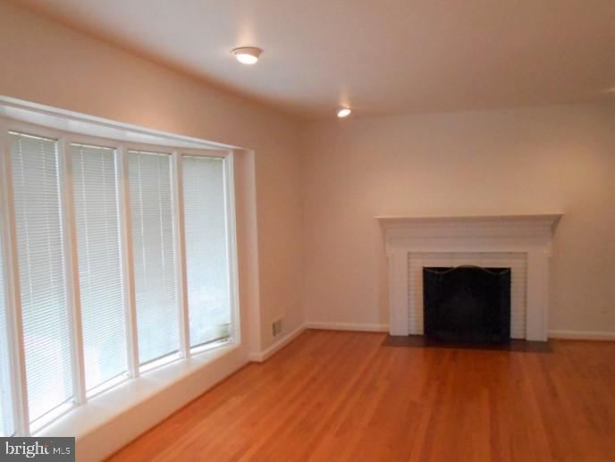 RIVERCREST - Residential Lease