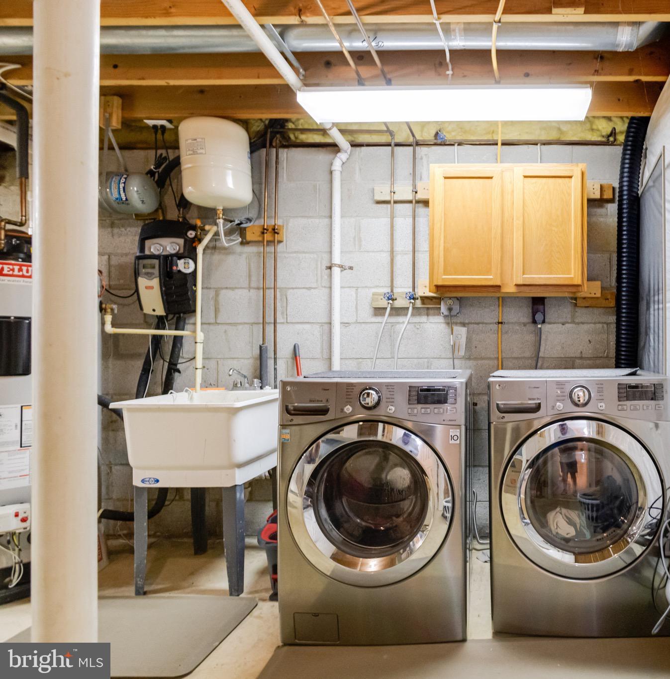 BAY VIEW ESTATES - Residential