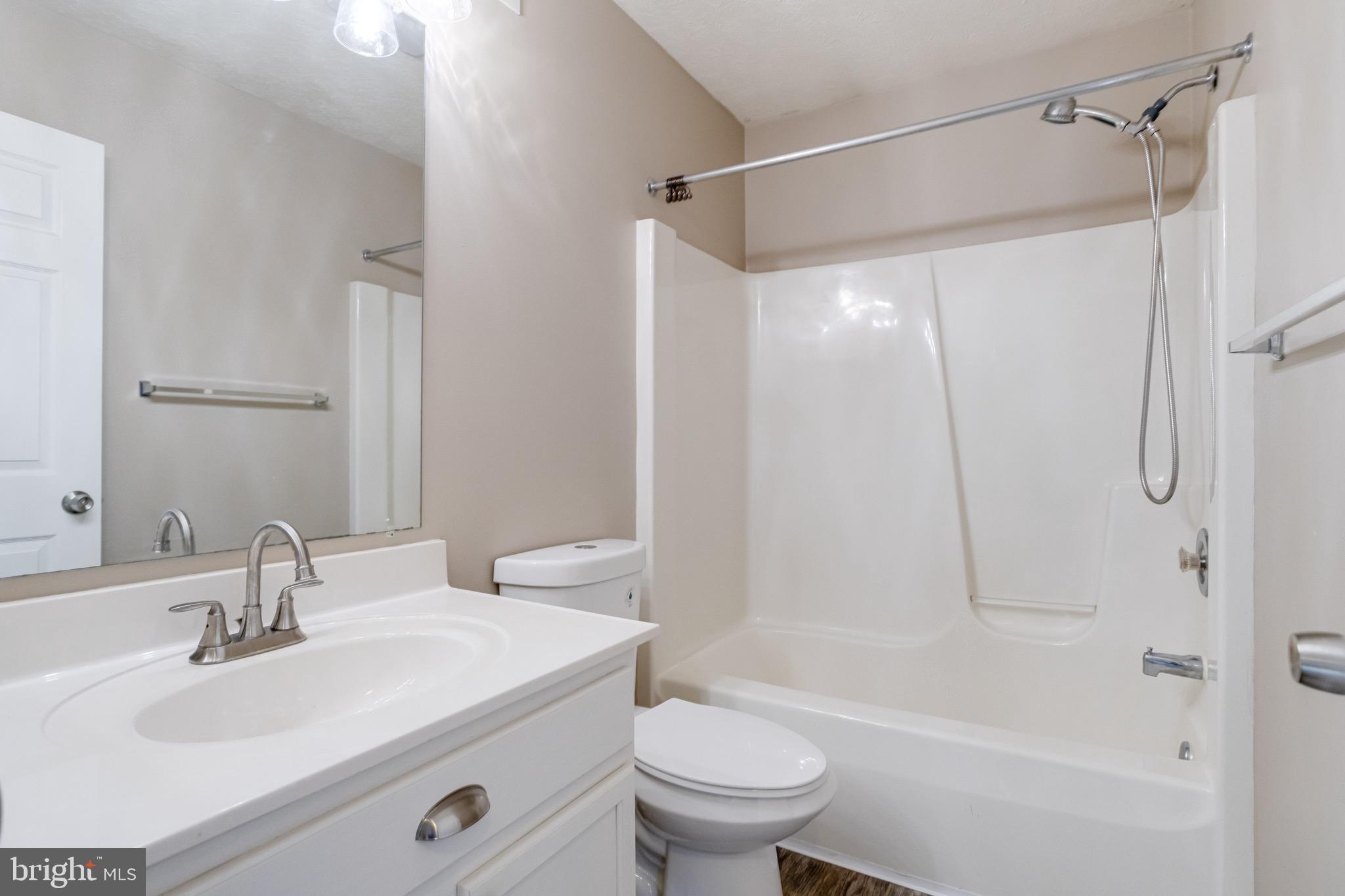 BAY VIEW ESTATES - Residential