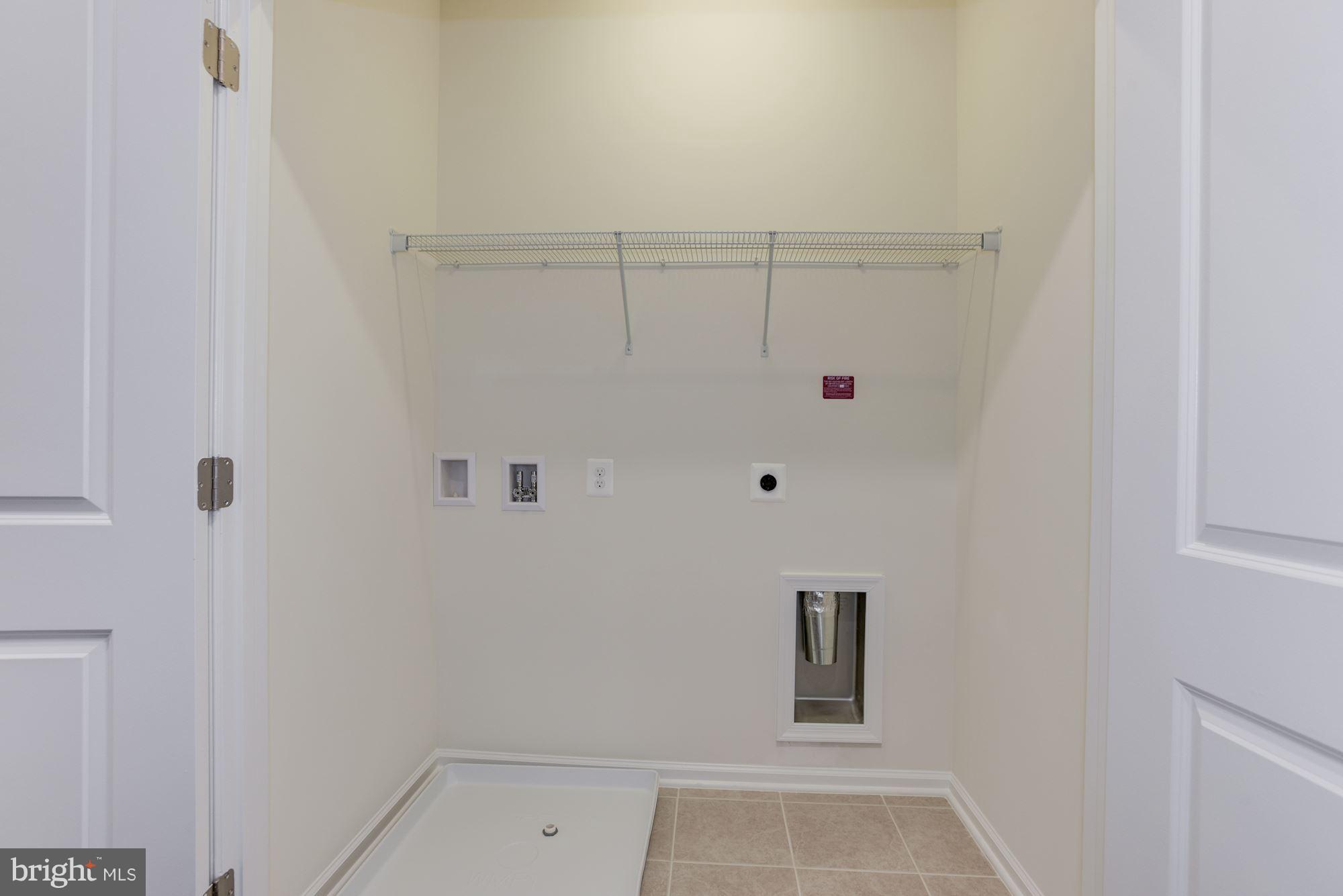 STONE MILL - Residential Lease