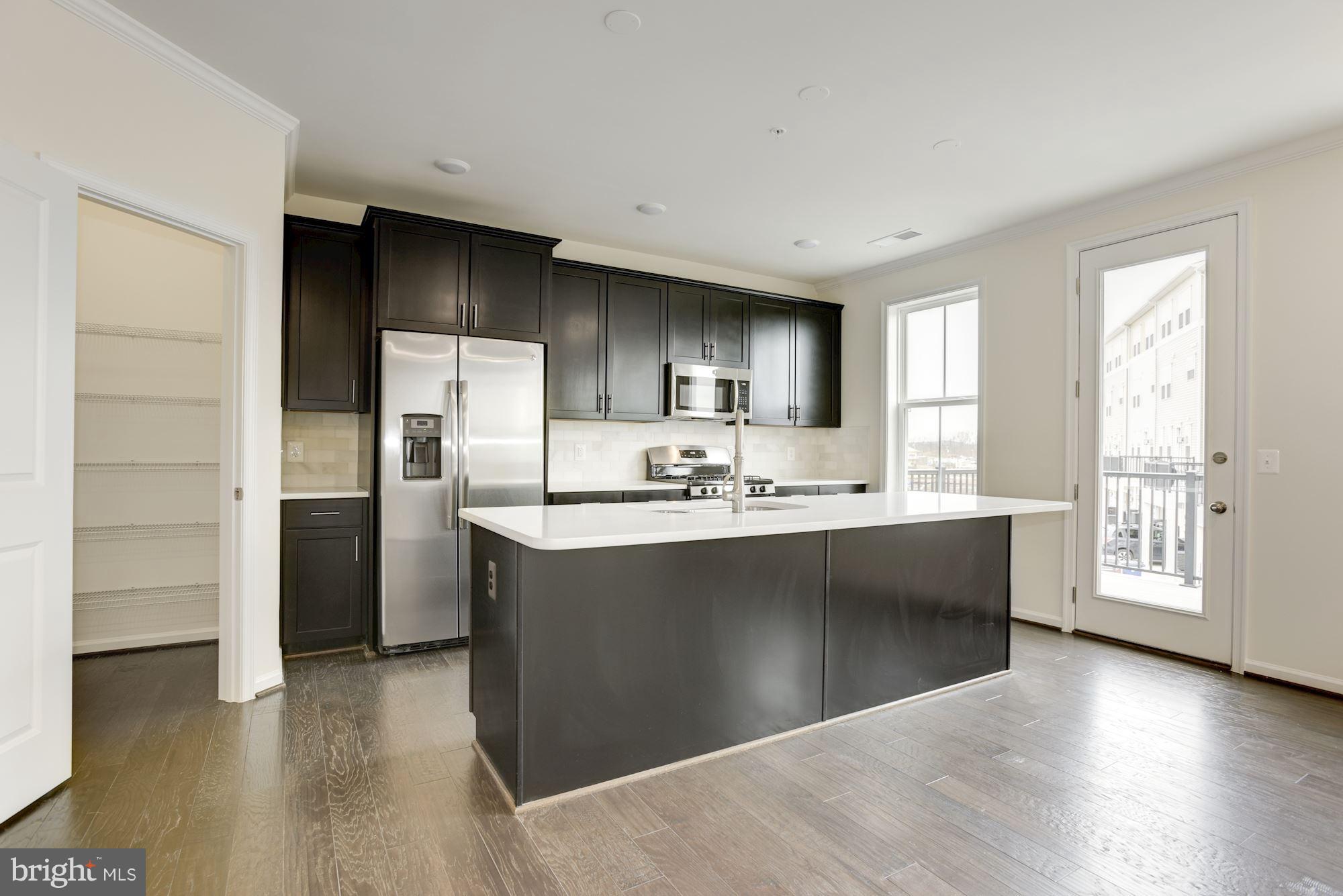 STONE MILL - Residential Lease