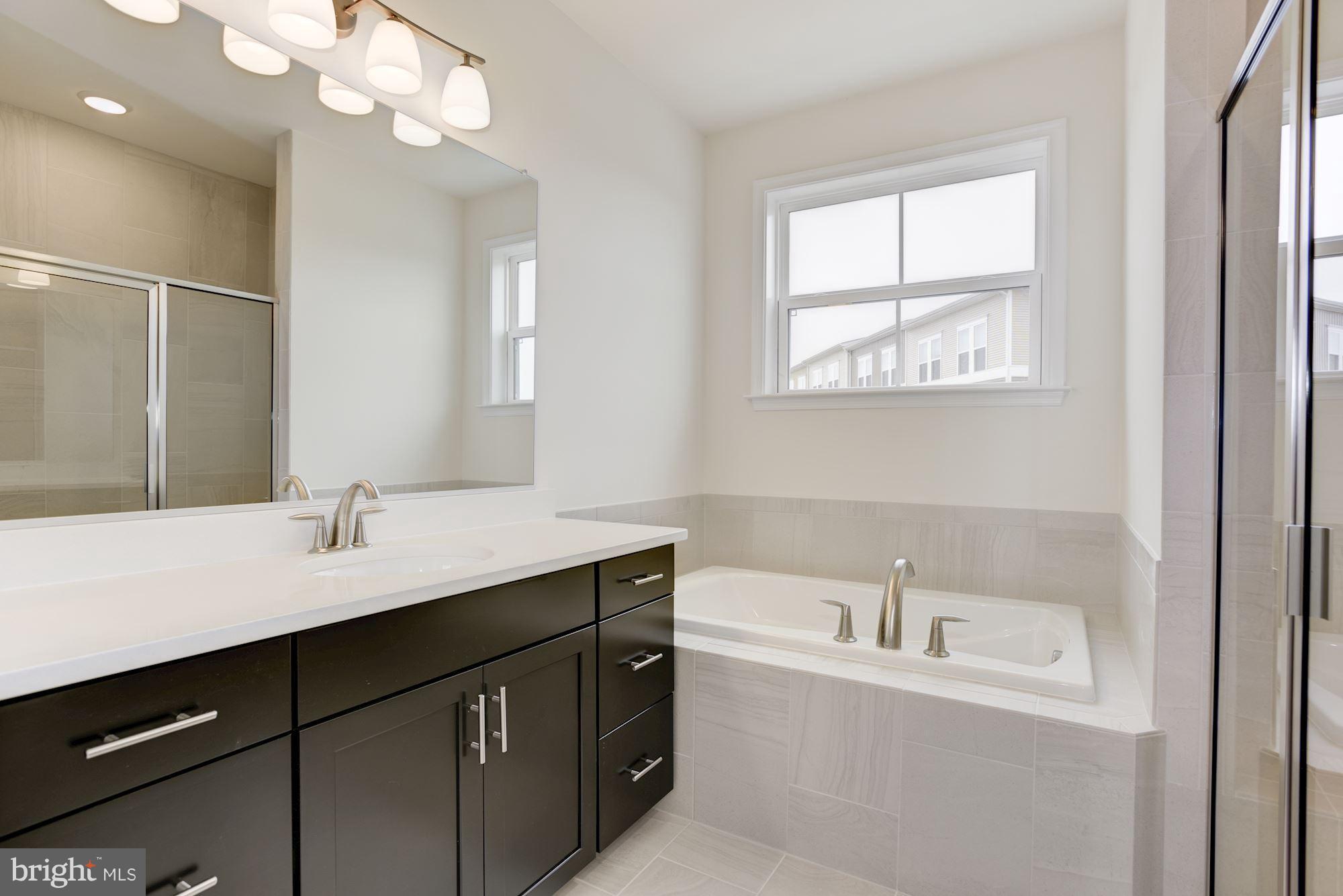 STONE MILL - Residential Lease