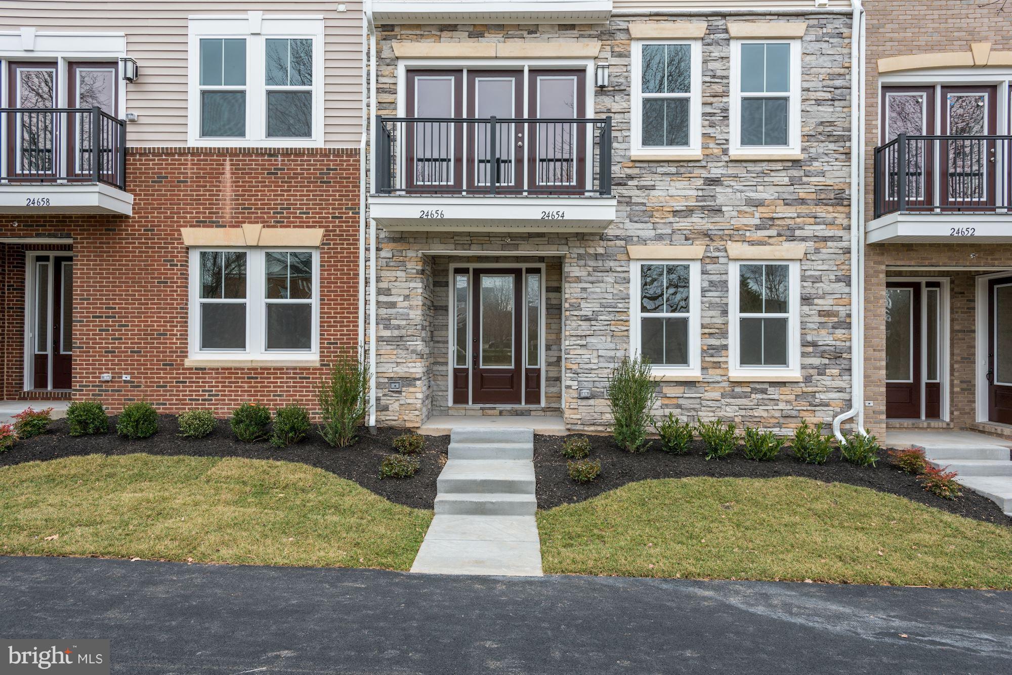 STONE MILL - Residential Lease