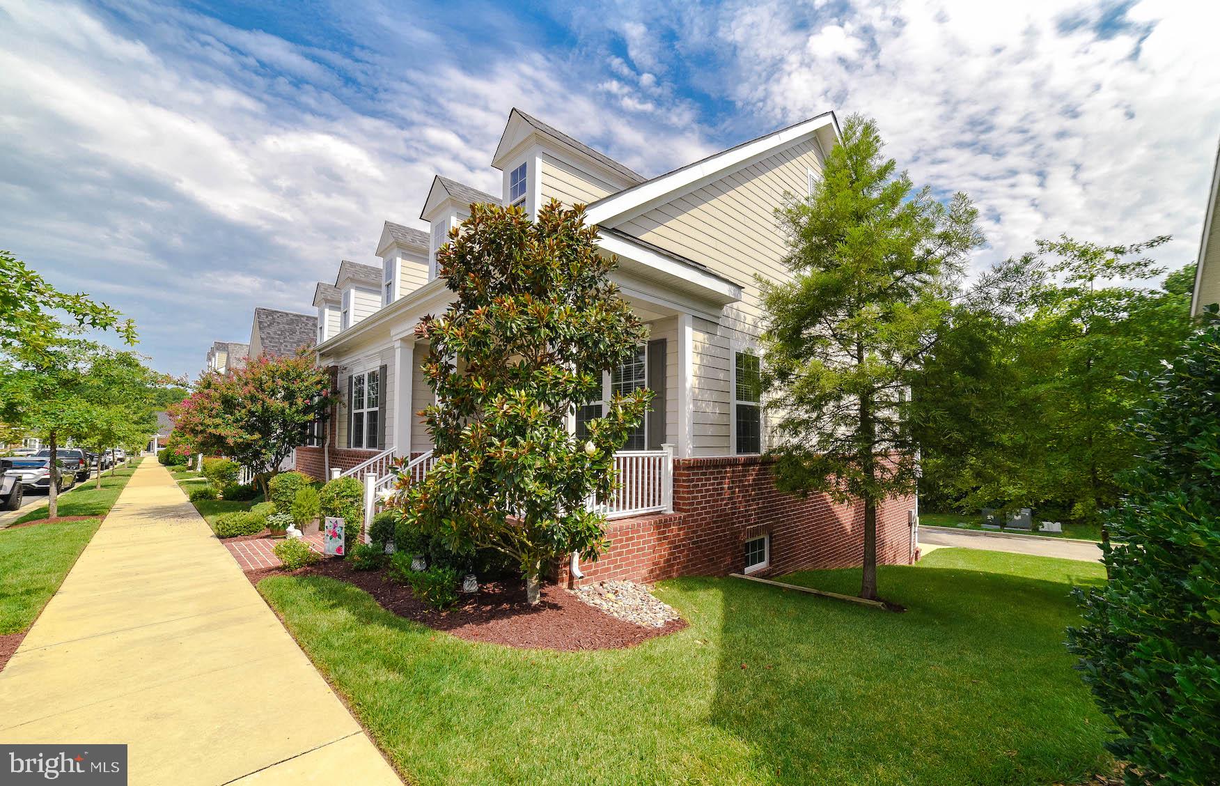 THE VILLAGES OF STEEPLECHASE - Residential