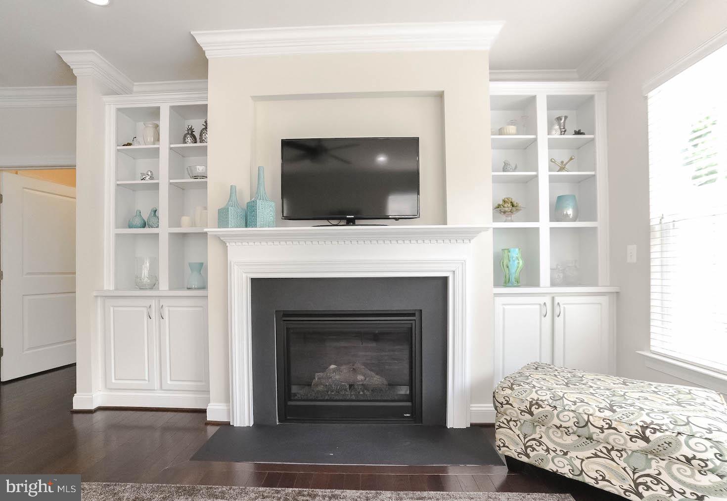 THE VILLAGES OF STEEPLECHASE - Residential