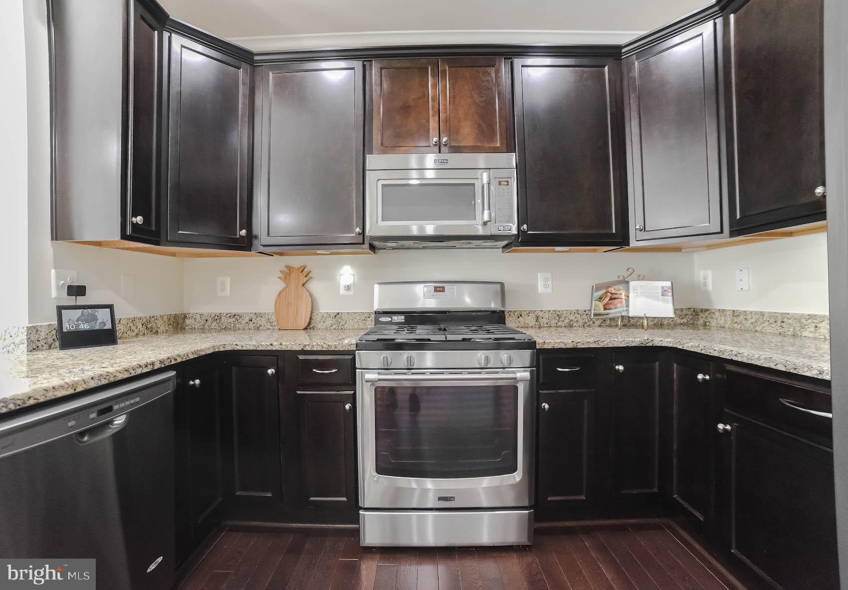 THE VILLAGES OF STEEPLECHASE - Residential