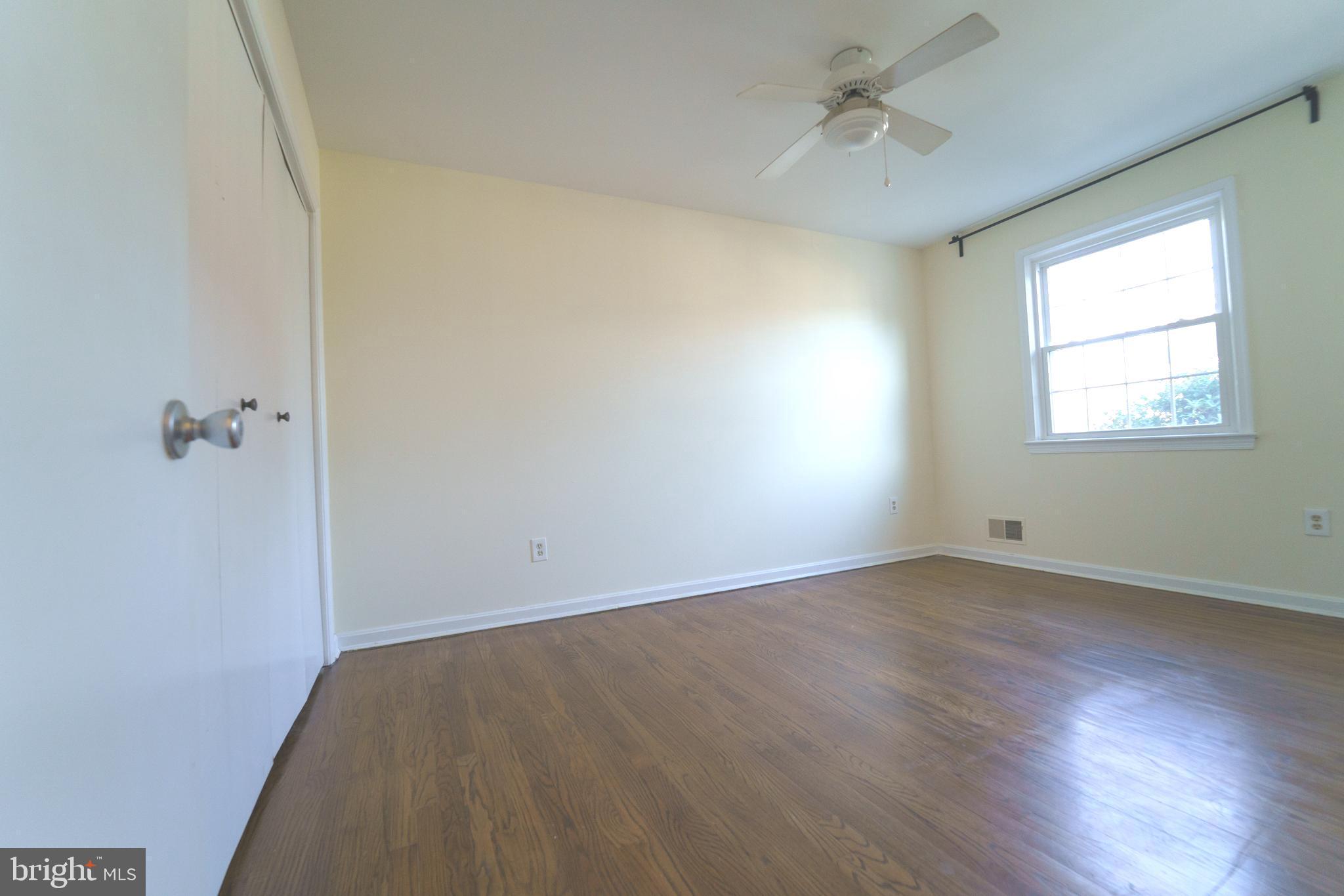 WHEATON TOWNE - Residential Lease