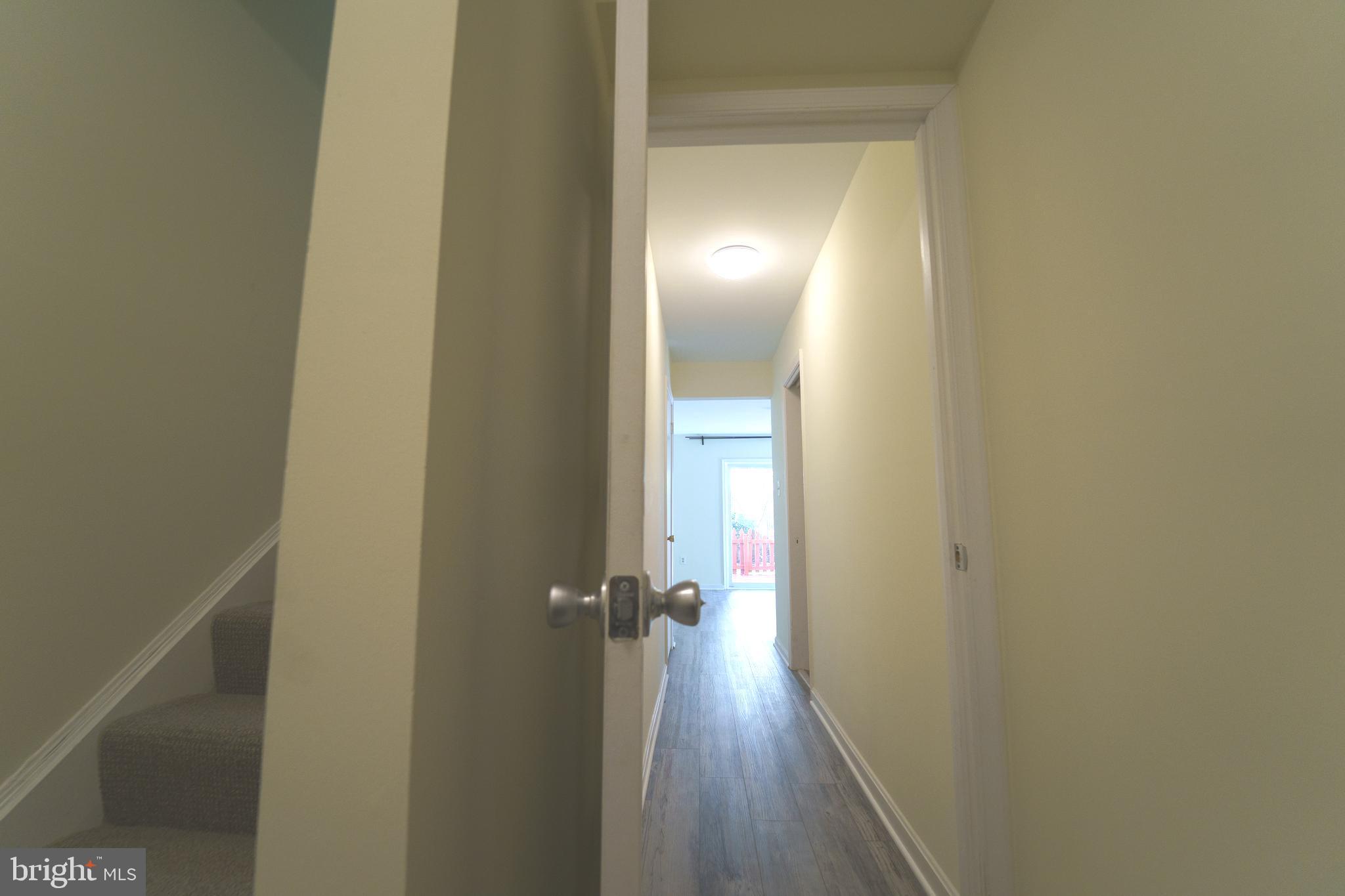 WHEATON TOWNE - Residential Lease