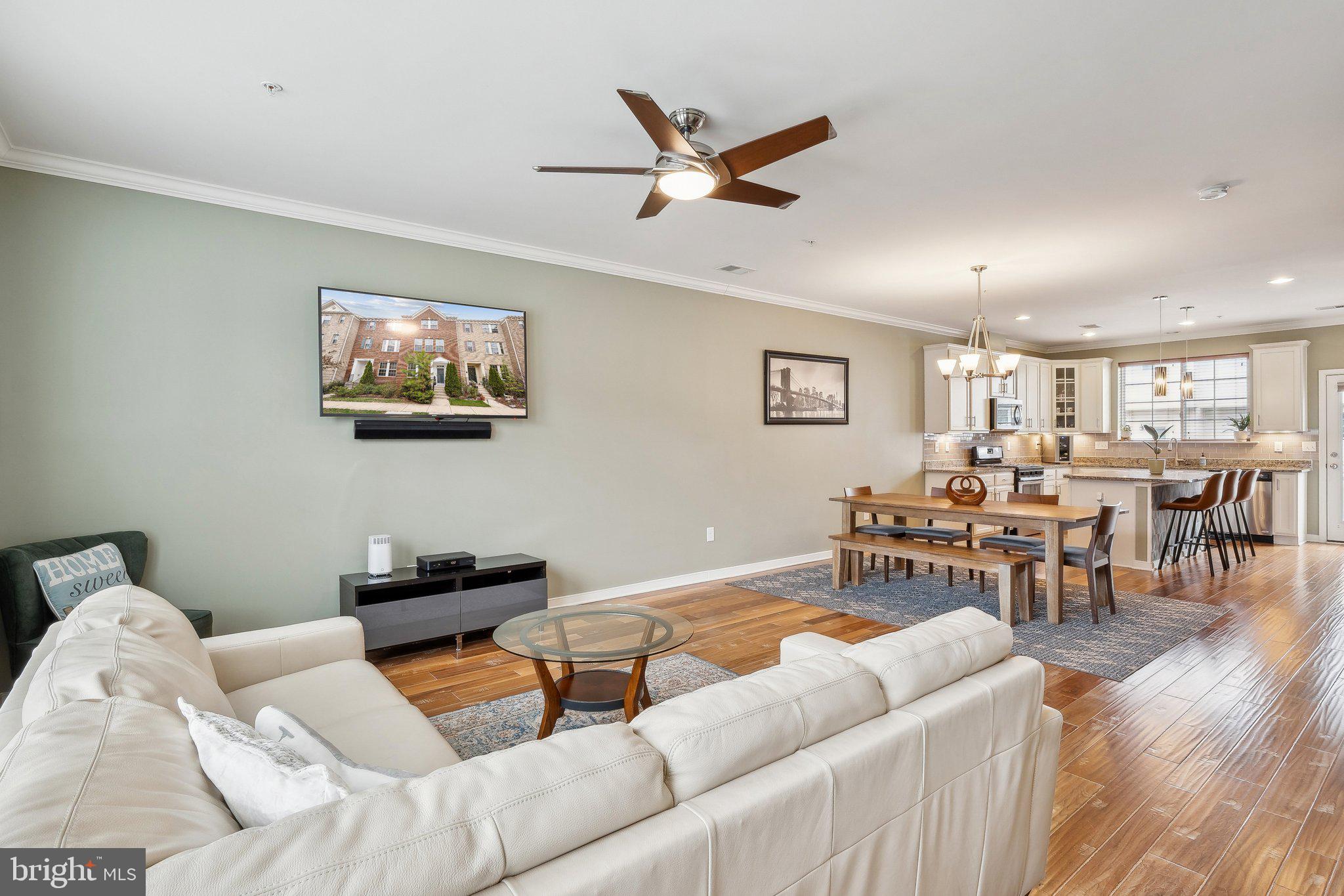 FOX HUNT ESTATES - Residential