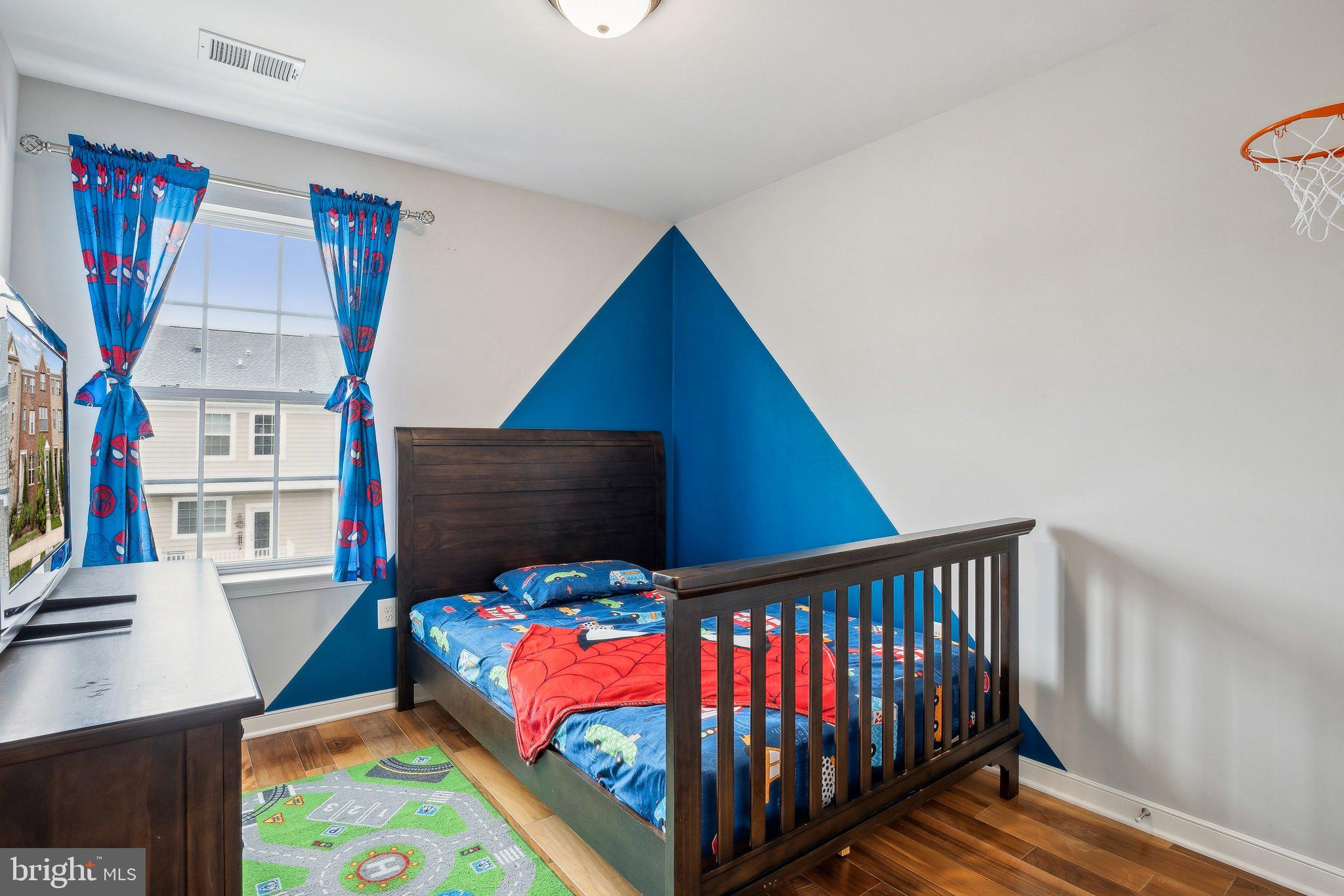 FOX HUNT ESTATES - Residential