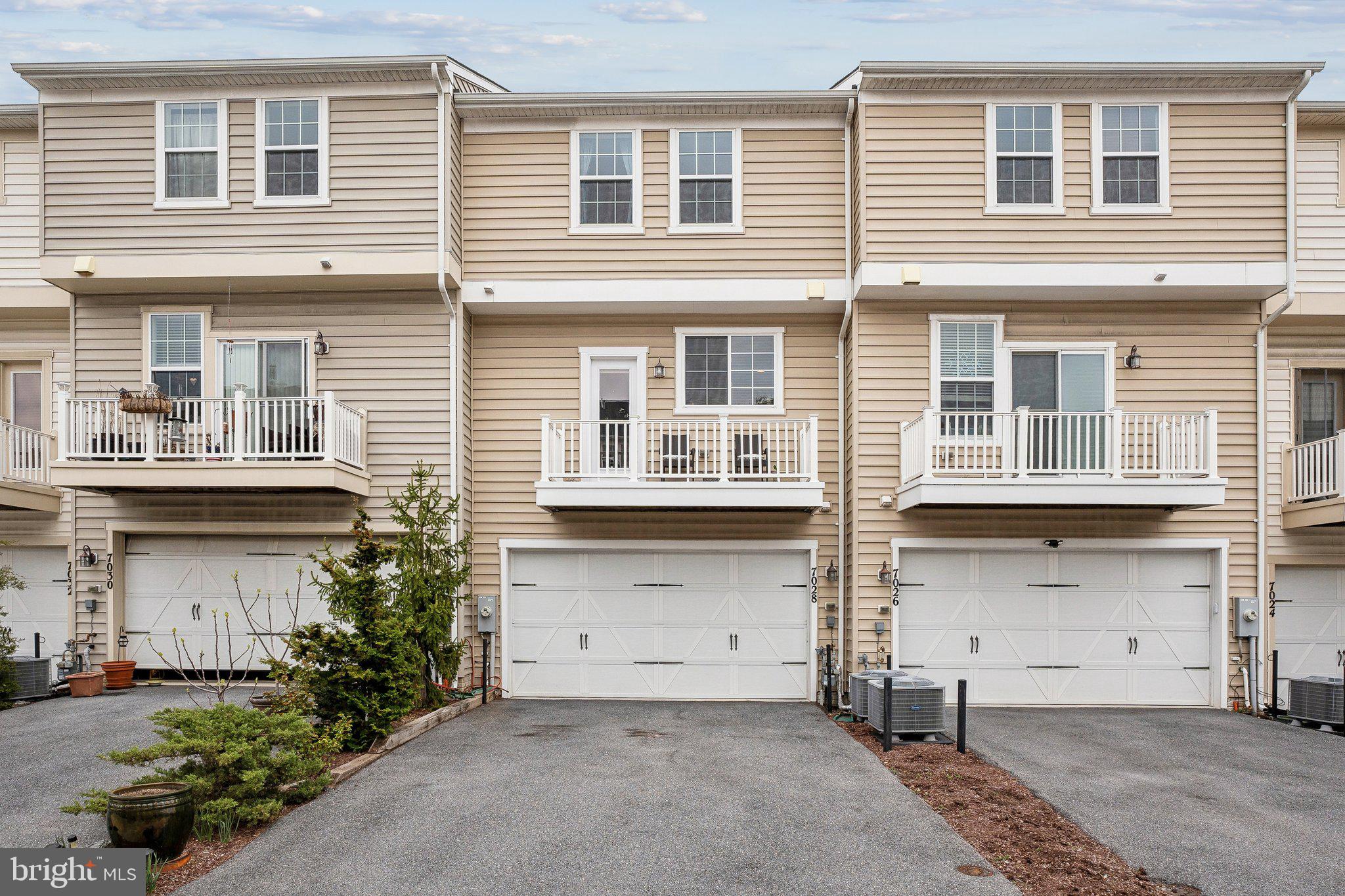 FOX HUNT ESTATES - Residential