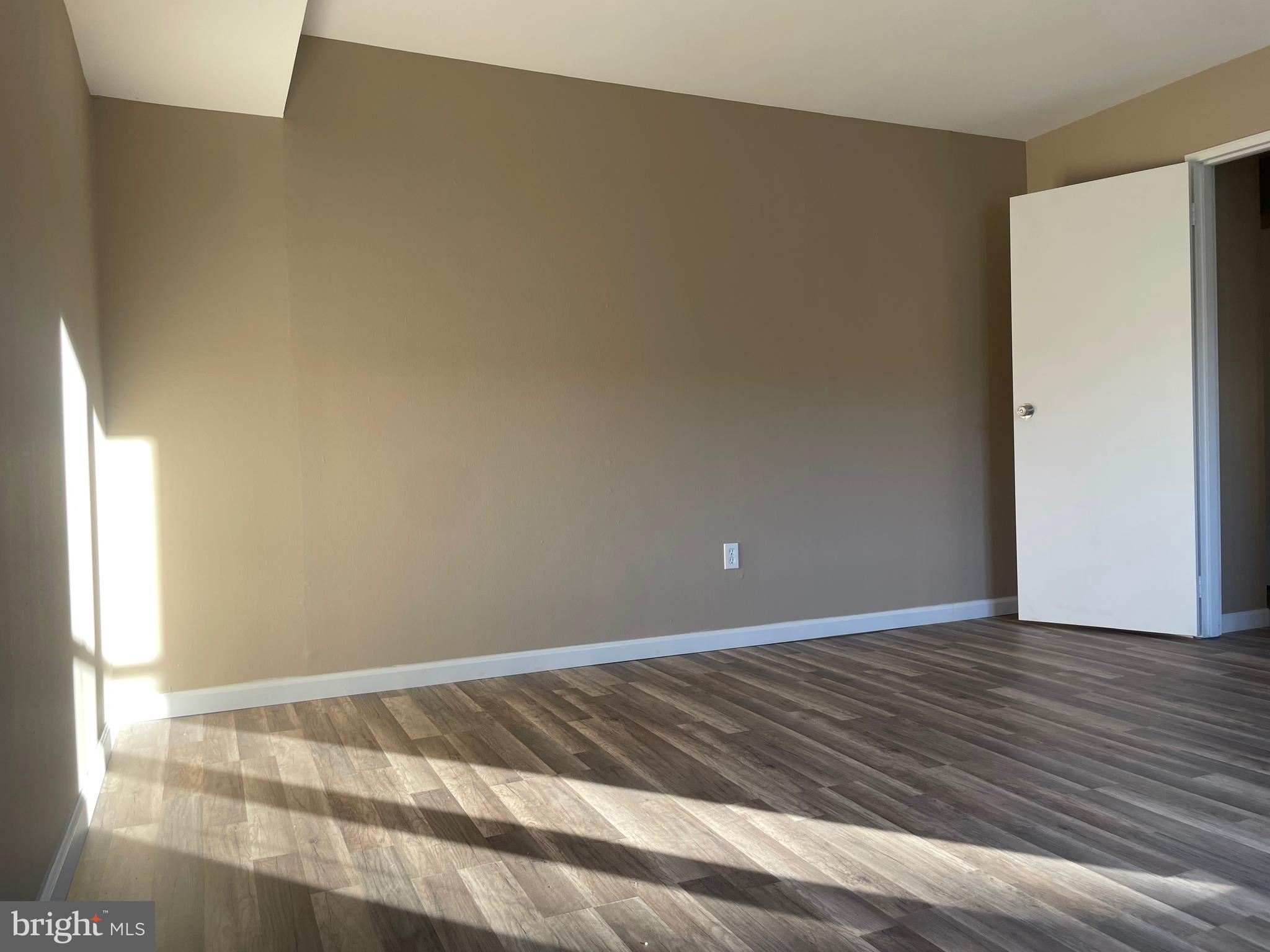 RHAWNHURST - Residential Lease