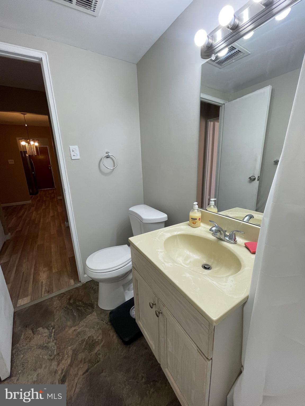 RHAWNHURST - Residential Lease