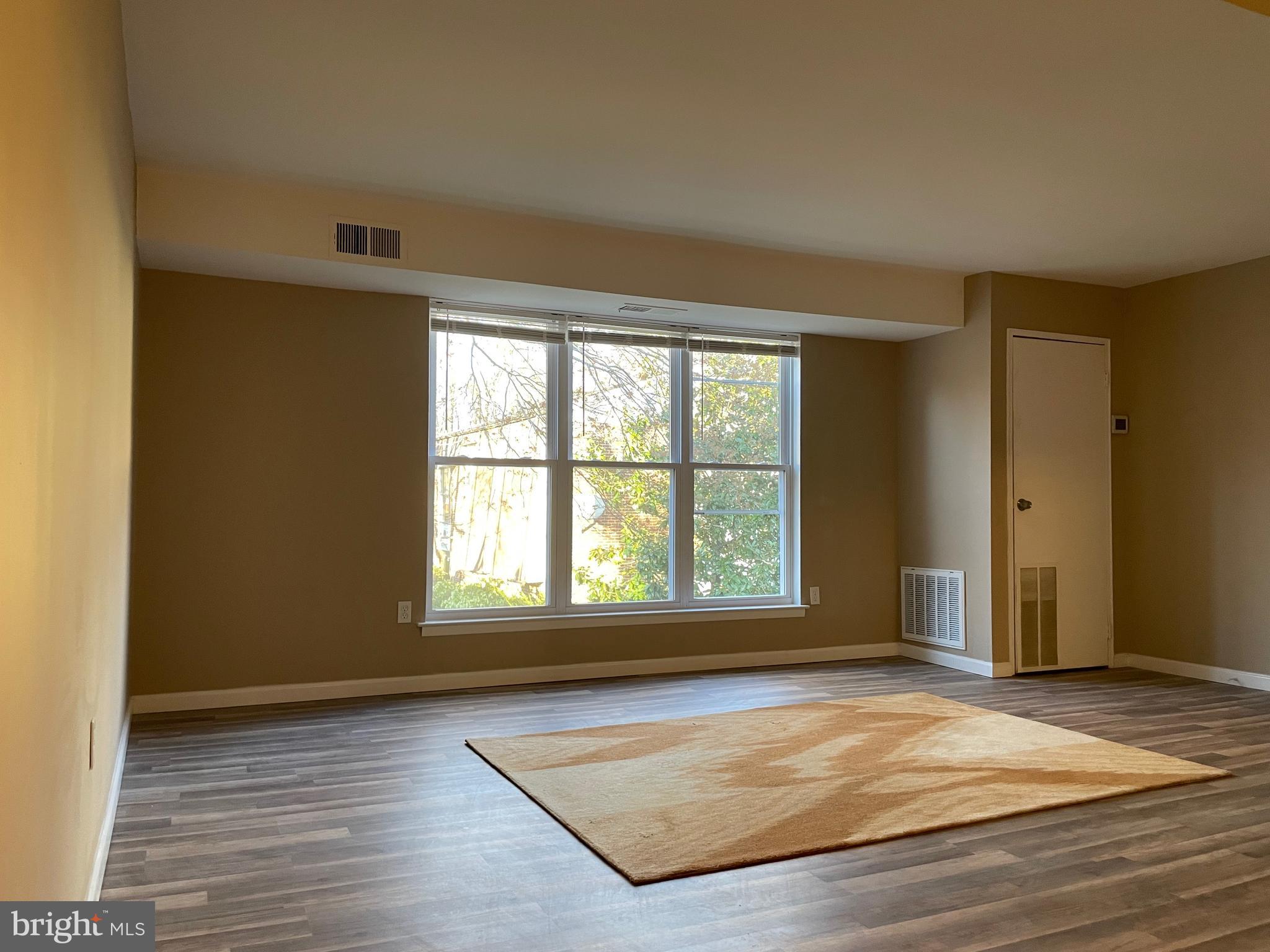 RHAWNHURST - Residential Lease