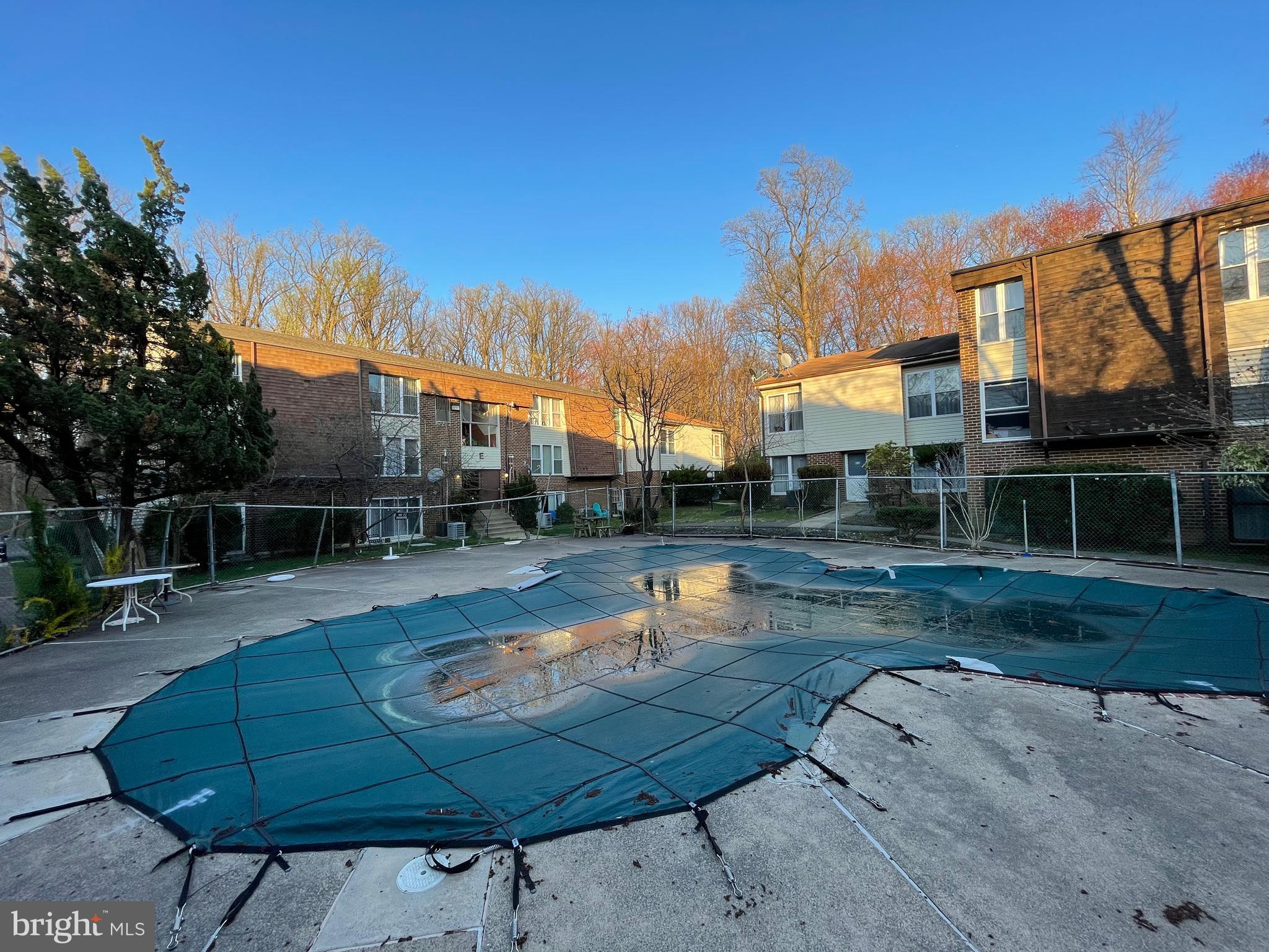 RHAWNHURST - Residential Lease