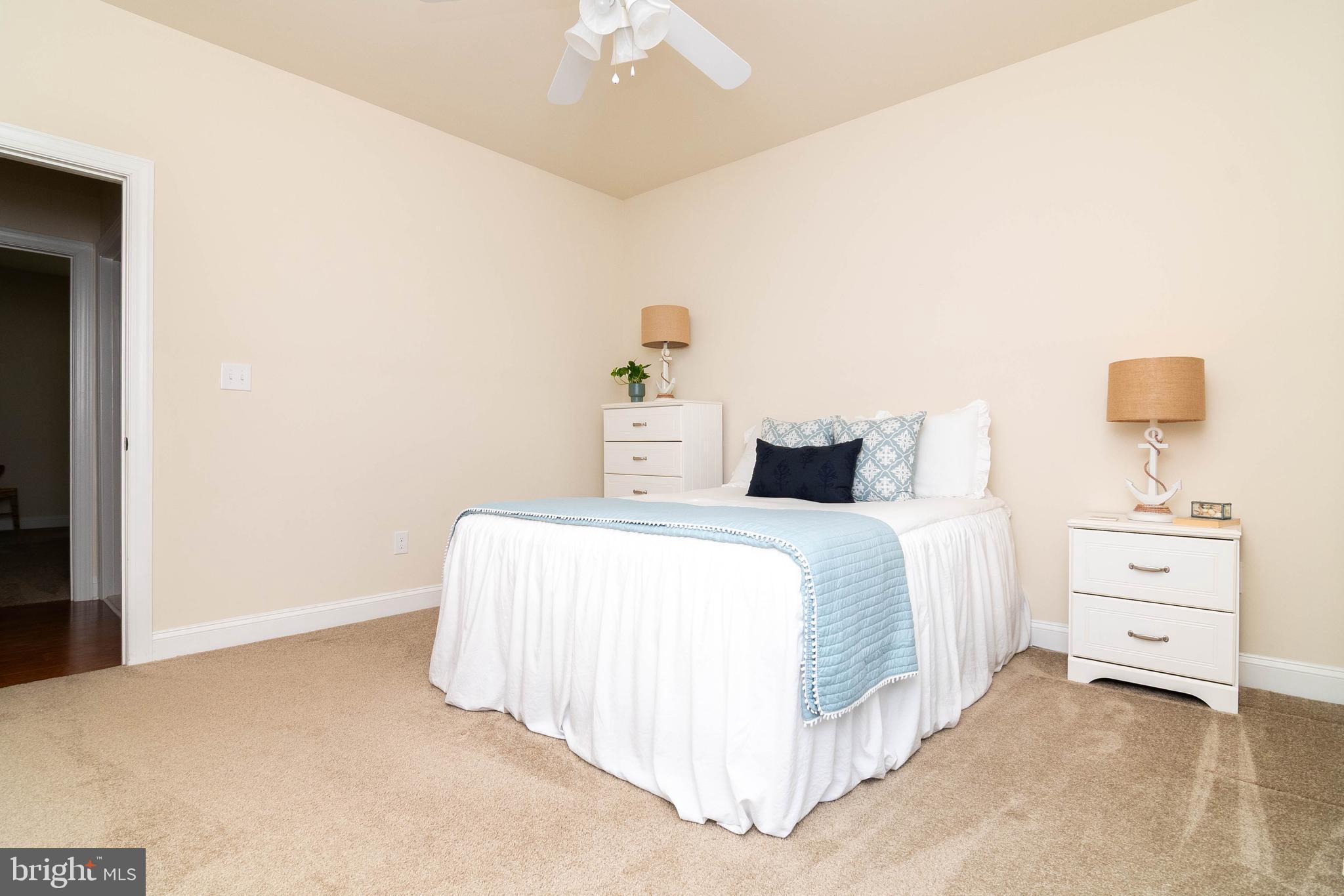 WYNDAM - Residential