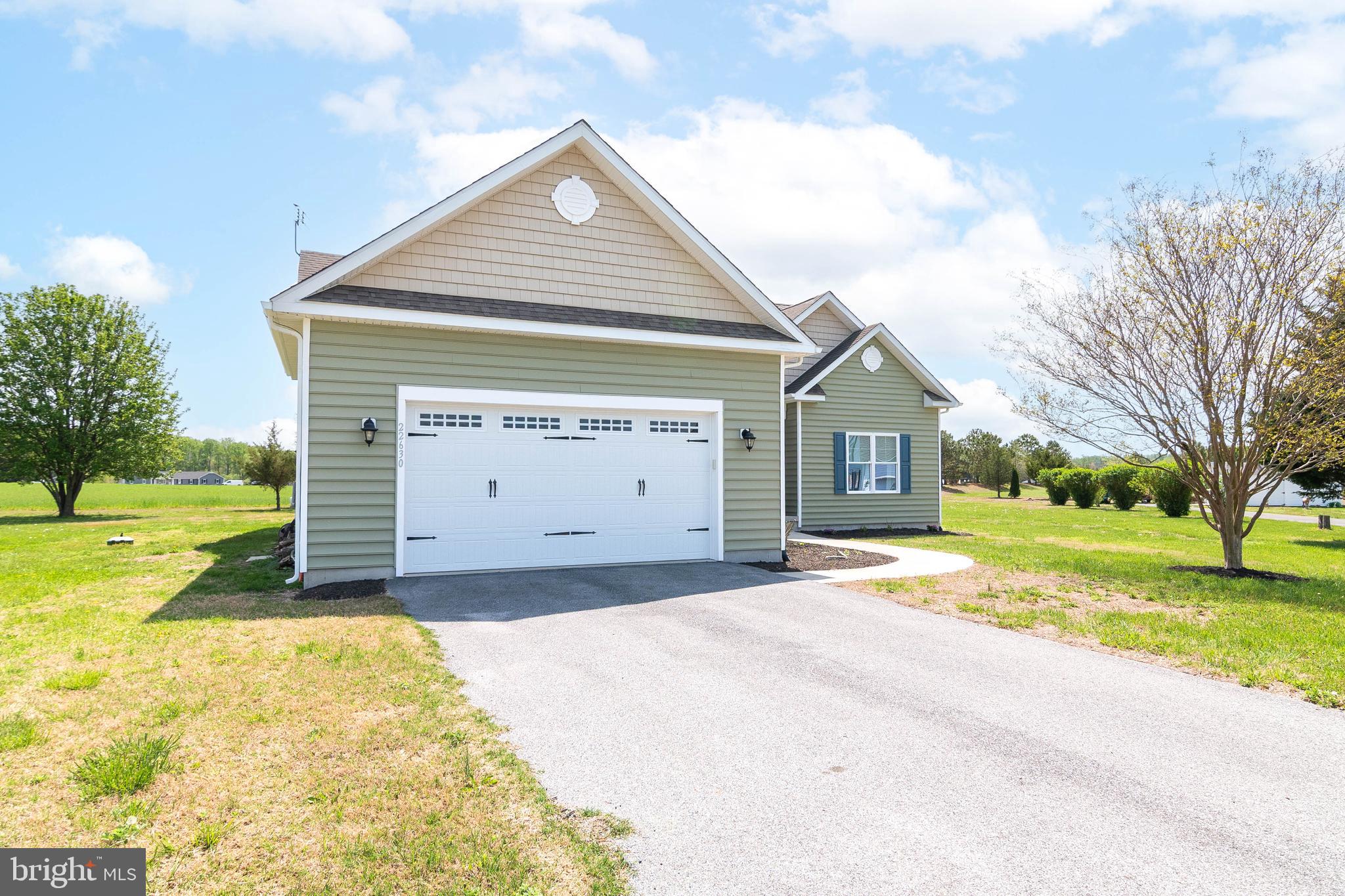 22630 SOUTHERN PINES DRIVE