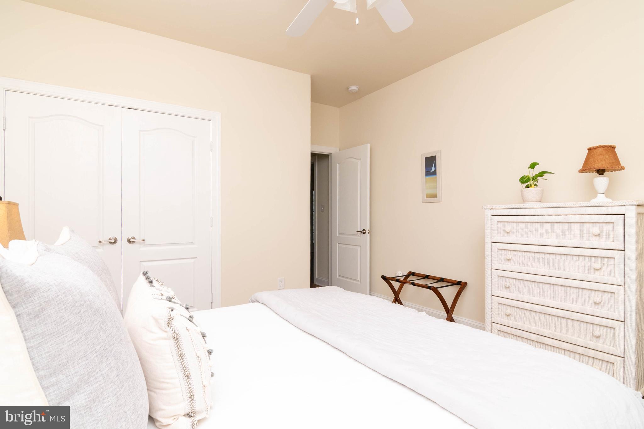 WYNDAM - Residential