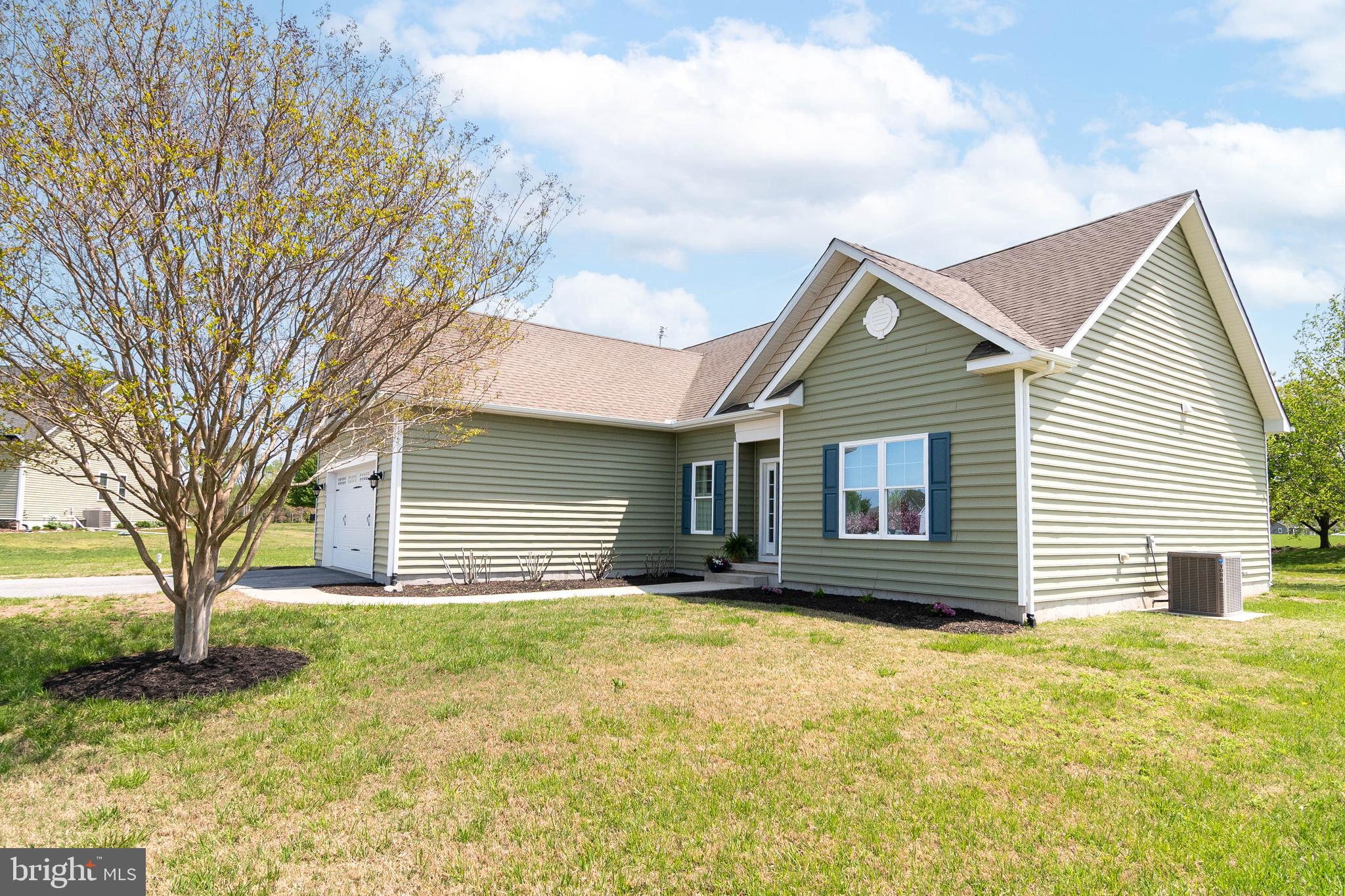 22630 SOUTHERN PINES DRIVE