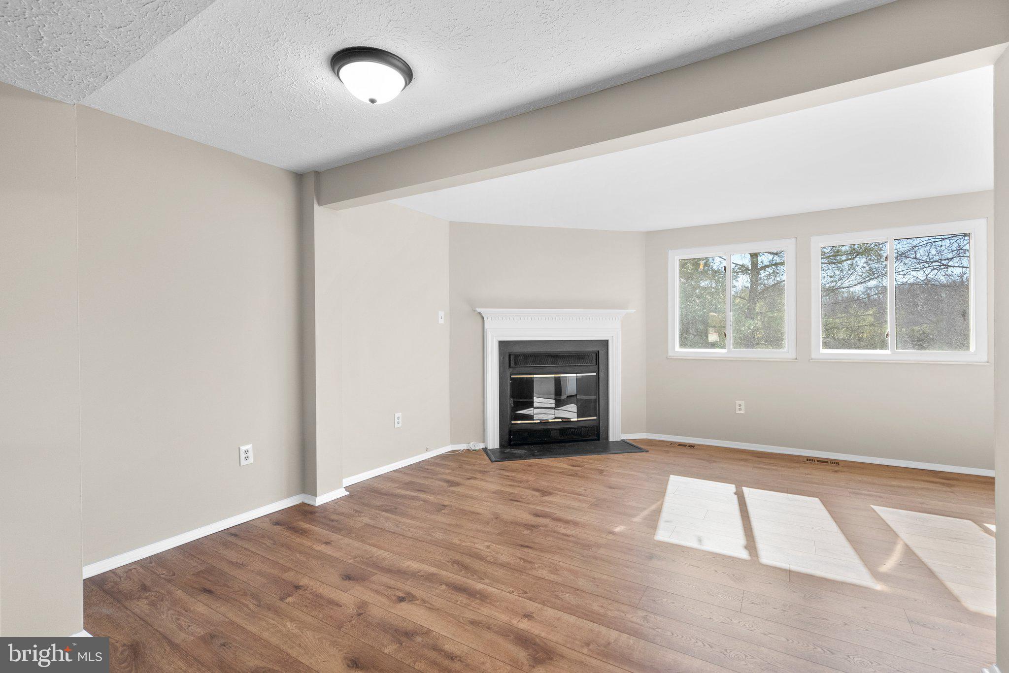 DAMASCUS VALLEY PARK - Residential