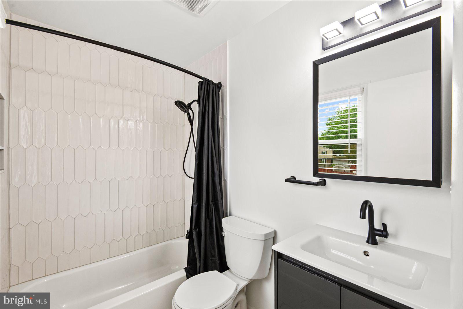 DALE CITY - Residential