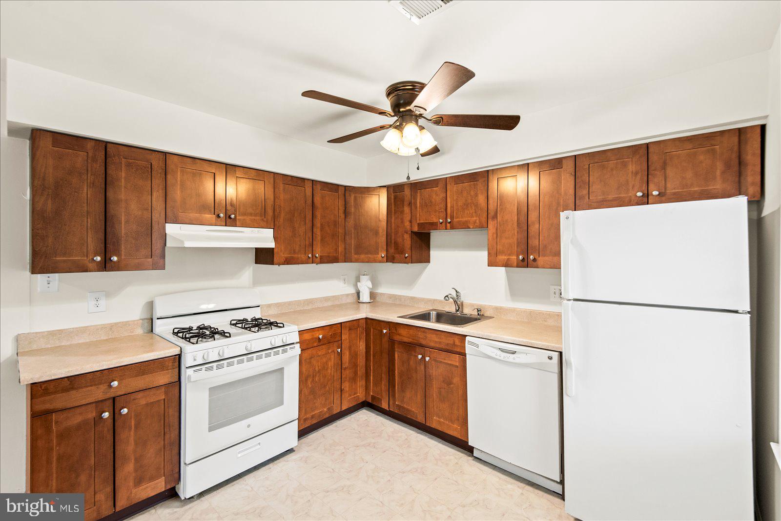 DALE CITY - Residential