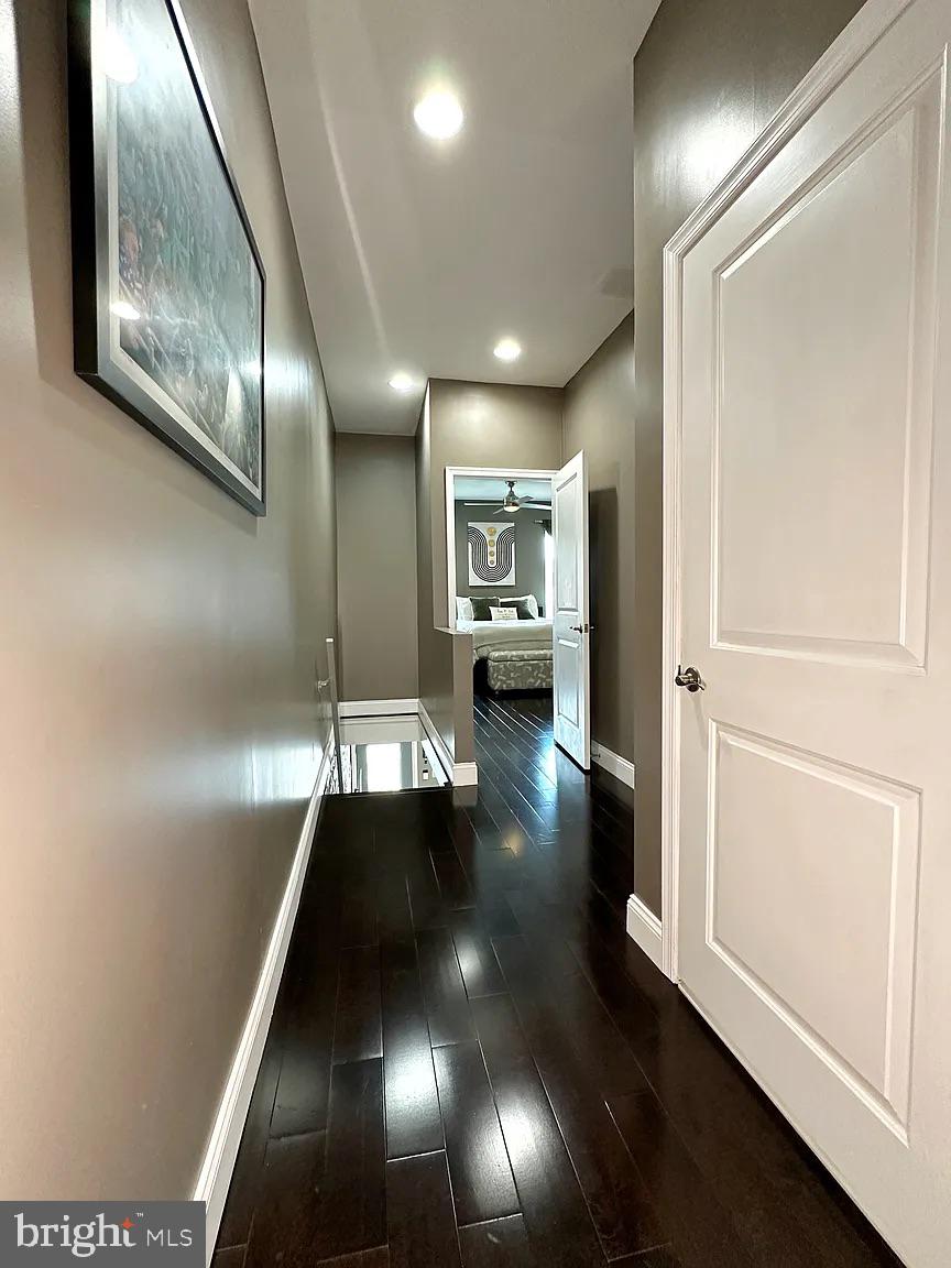 GIRARD ESTATES - Residential