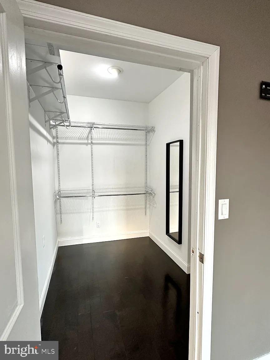 GIRARD ESTATES - Residential