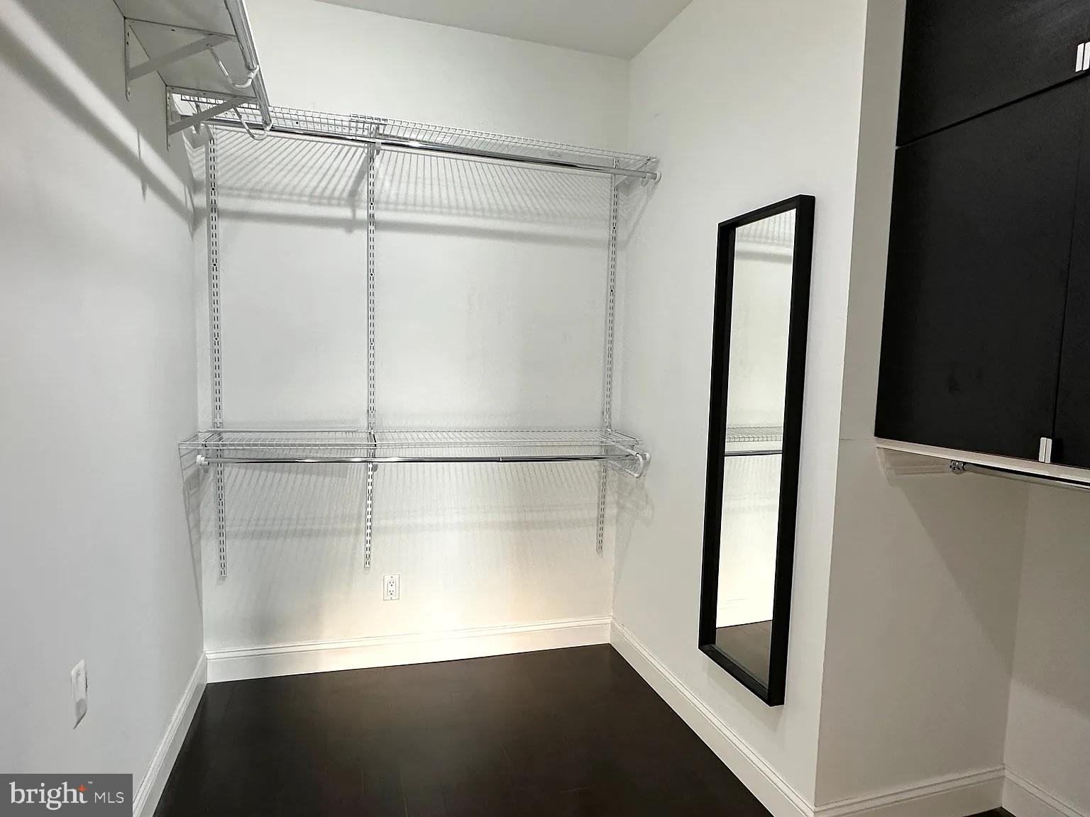 GIRARD ESTATES - Residential