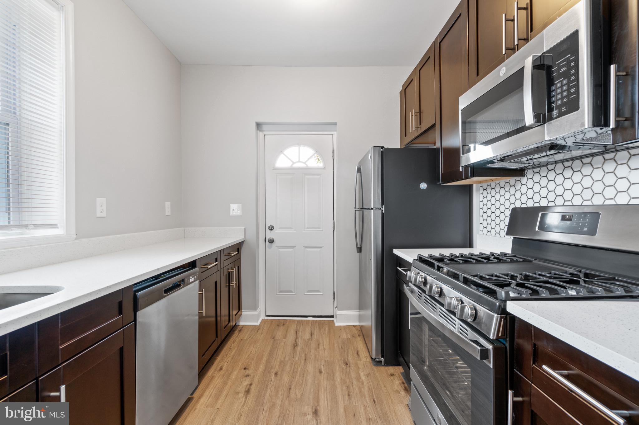 BRIDGEVIEW - GREENLAWN - Residential Lease