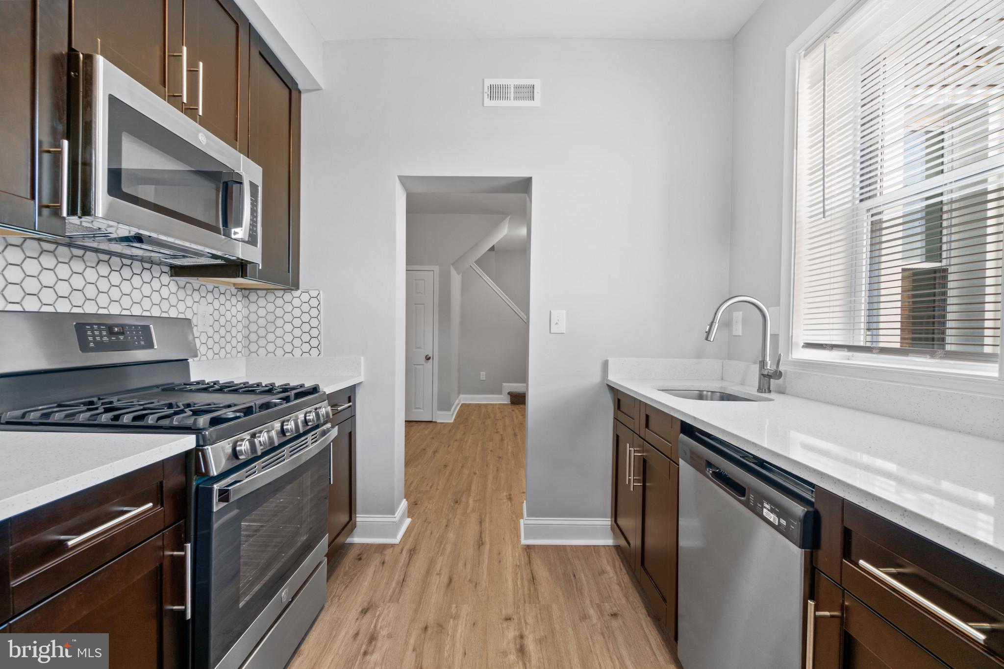 BRIDGEVIEW - GREENLAWN - Residential Lease