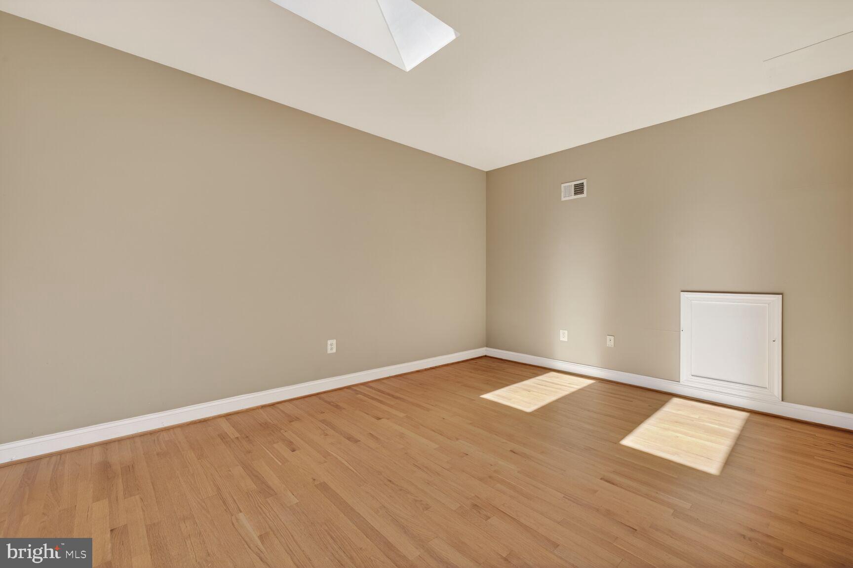 BROWNSTOWN ESTATES - Residential