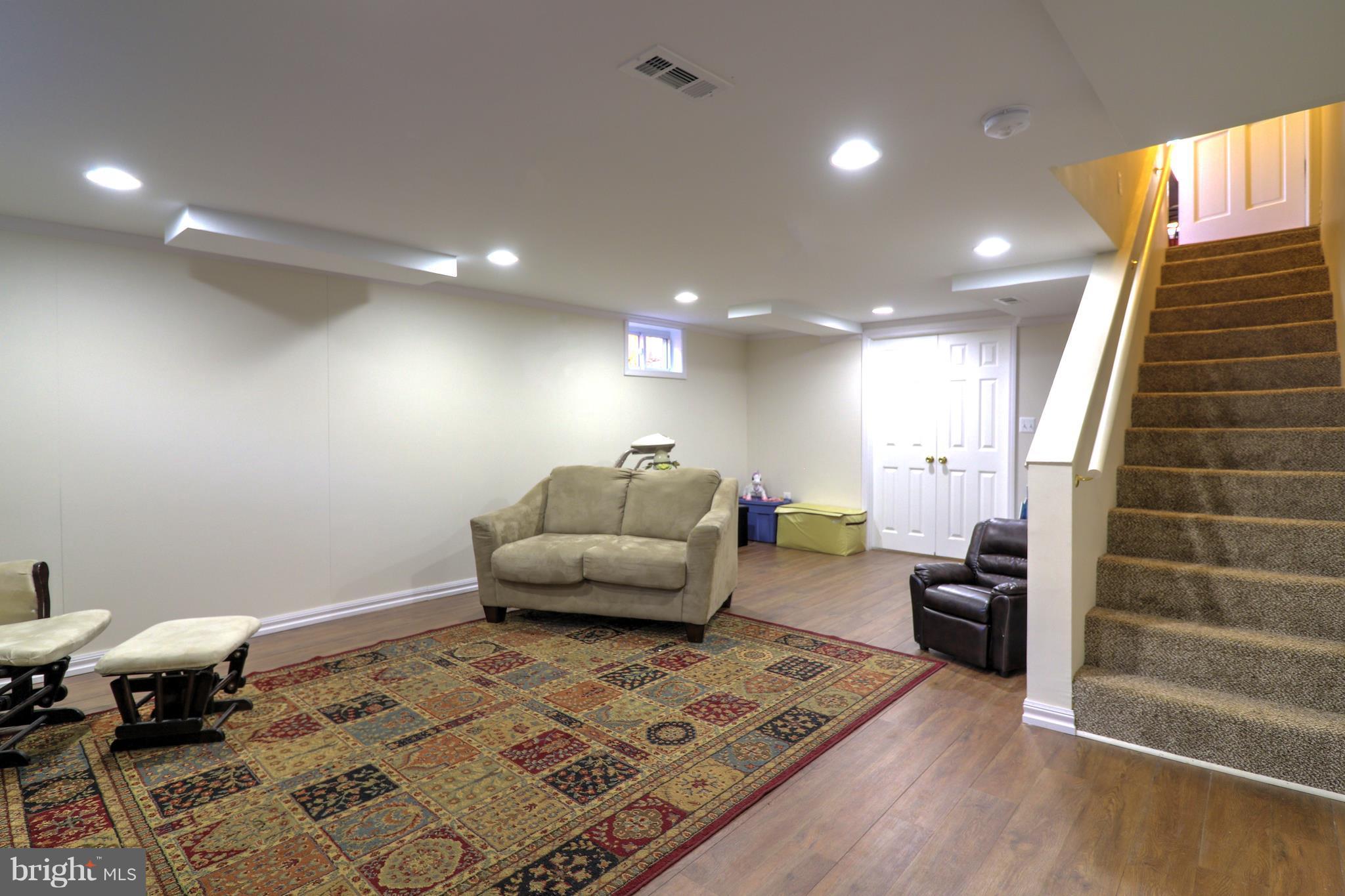 GREGORY HEIGHTS - Residential