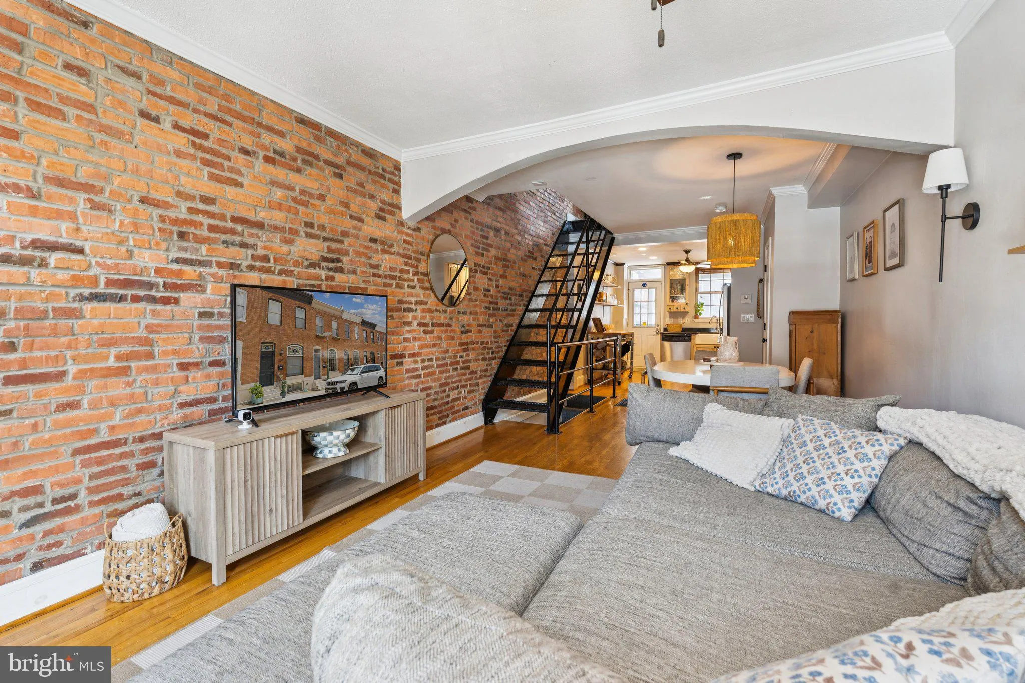 Baltimore, Maryland 21224, United States, 2 Bedrooms Bedrooms, ,1 BathroomBathrooms,Residential,Pending,181310