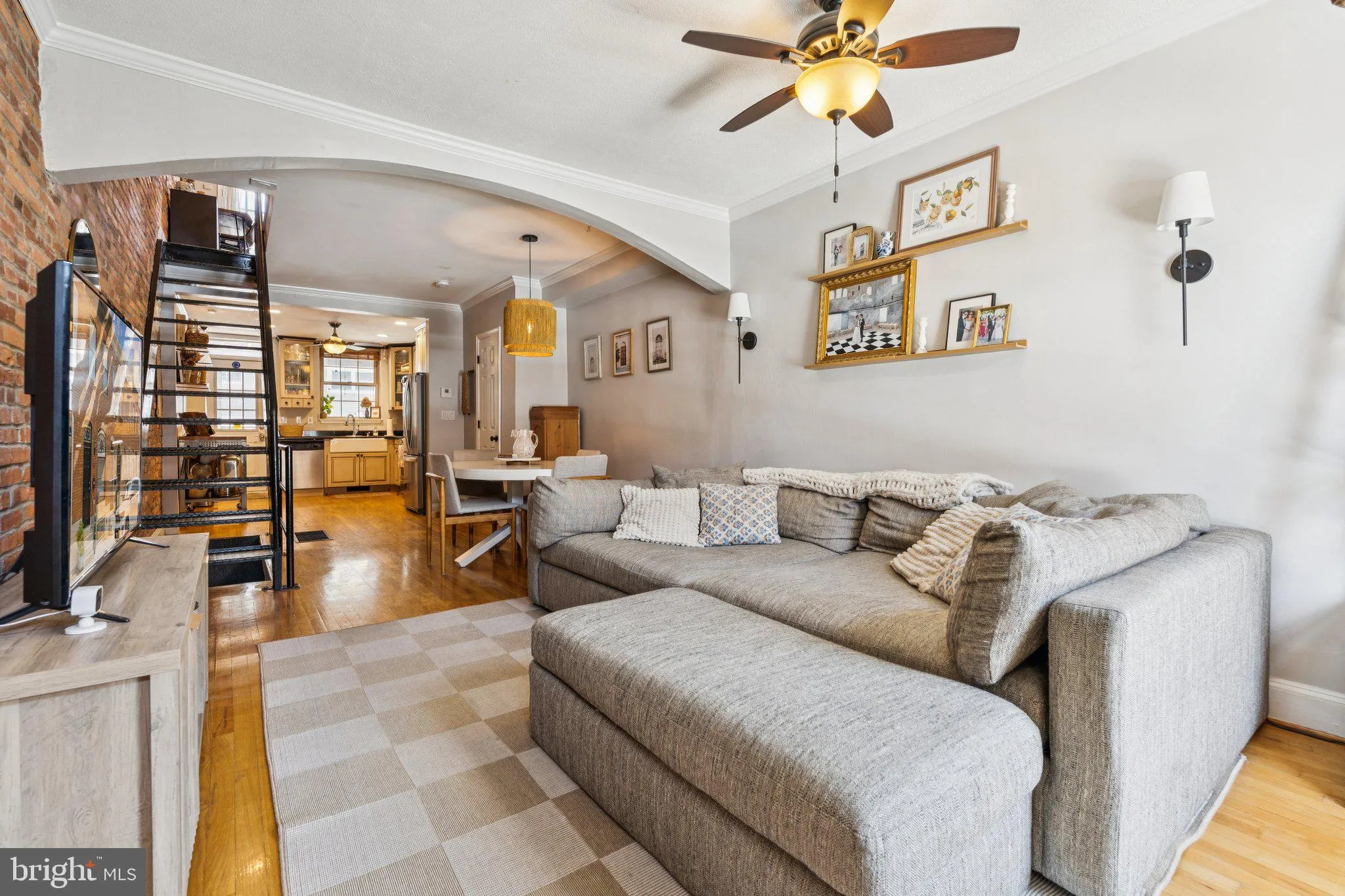 Baltimore, Maryland 21224, United States, 2 Bedrooms Bedrooms, ,1 BathroomBathrooms,Residential,Pending,181310