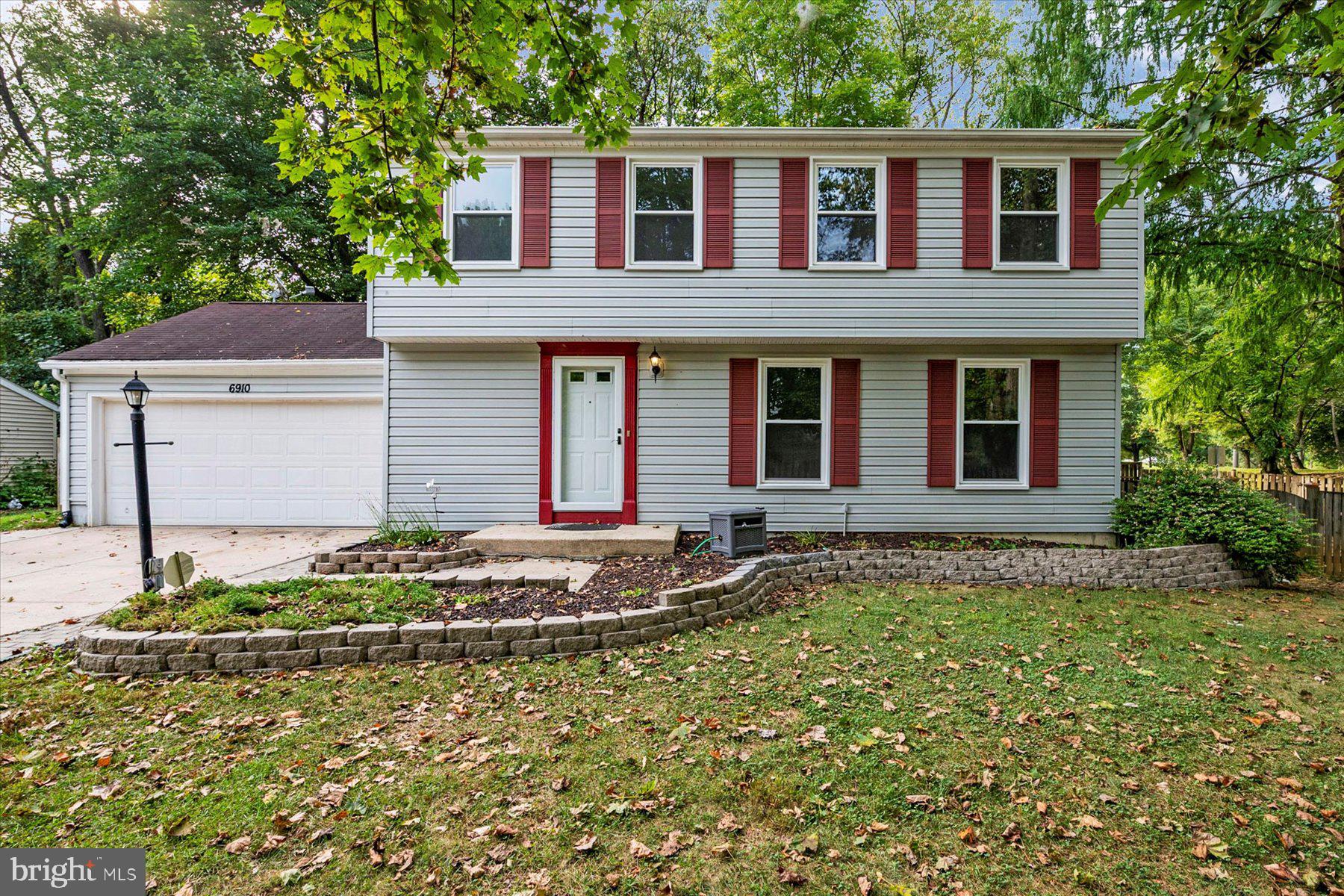 VILLAGE OF OWEN BROWN - Residential