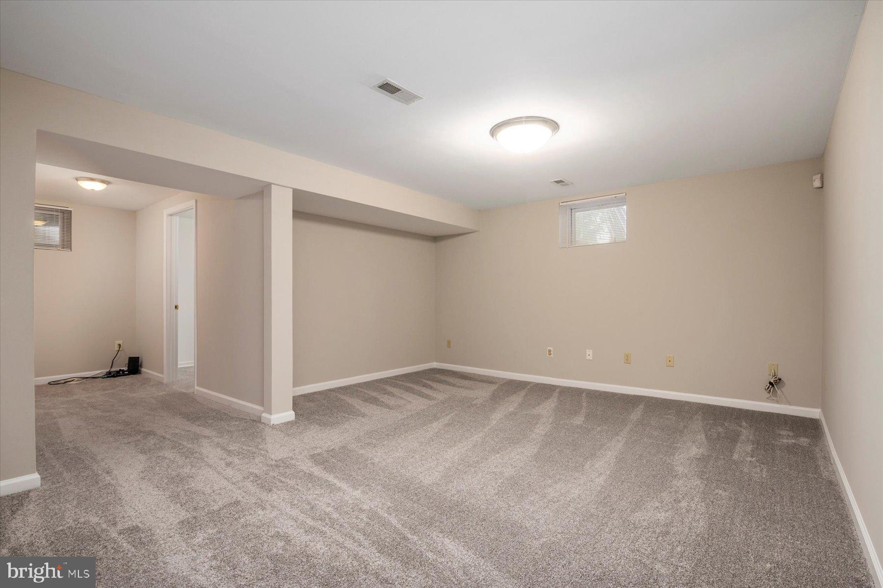 VILLAGE OF OWEN BROWN - Residential