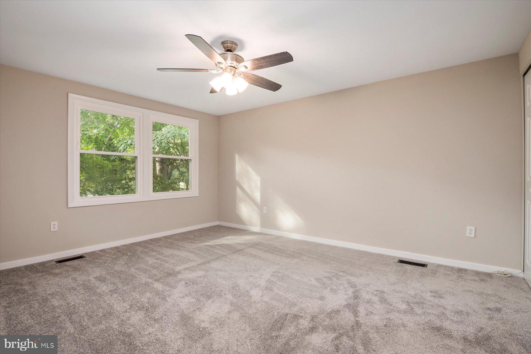 VILLAGE OF OWEN BROWN - Residential